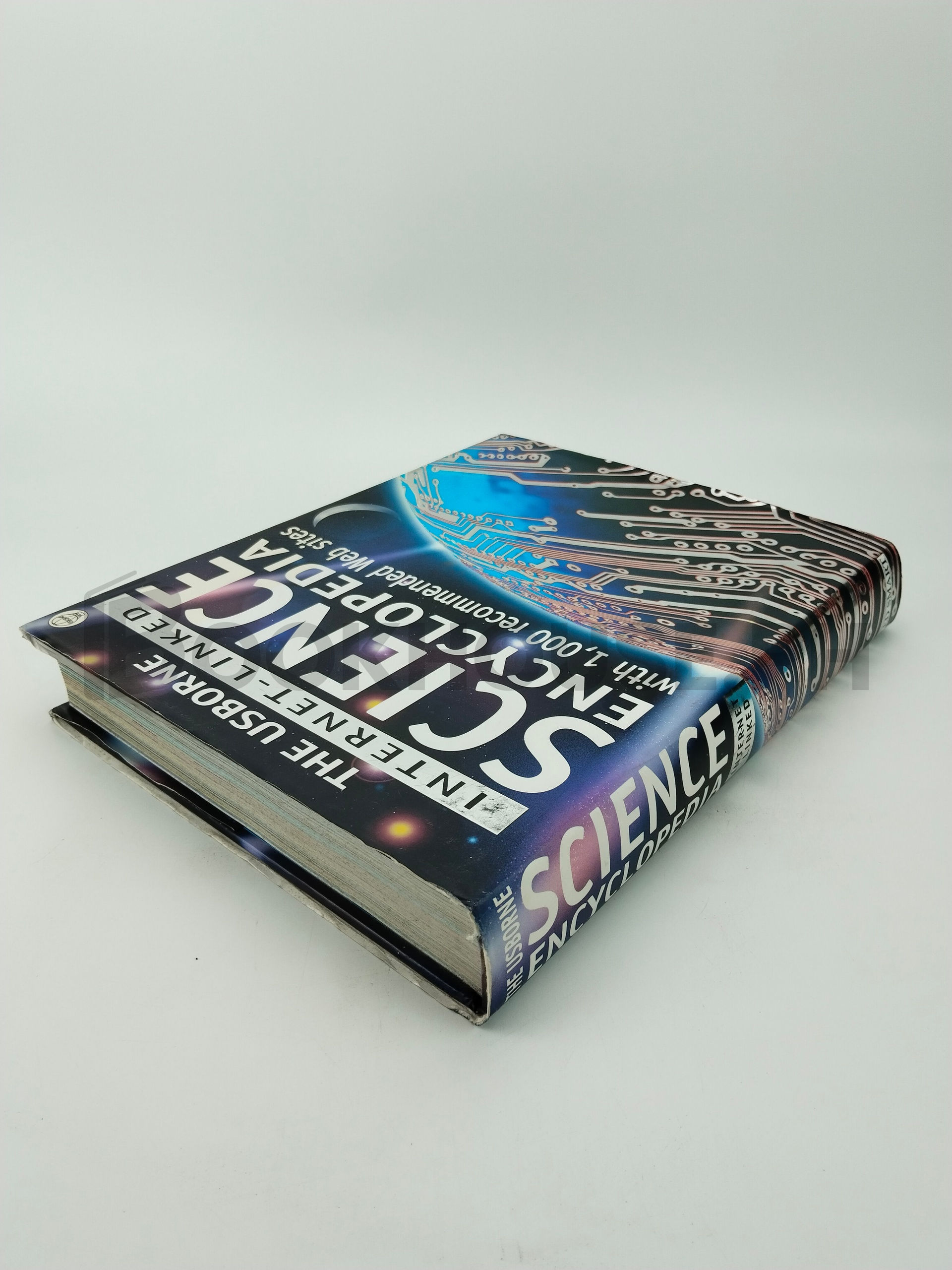 The Usborne Internet-linked Science Encyclopedia by Kirsteen Rogers, Judy Tatchell - Image 2