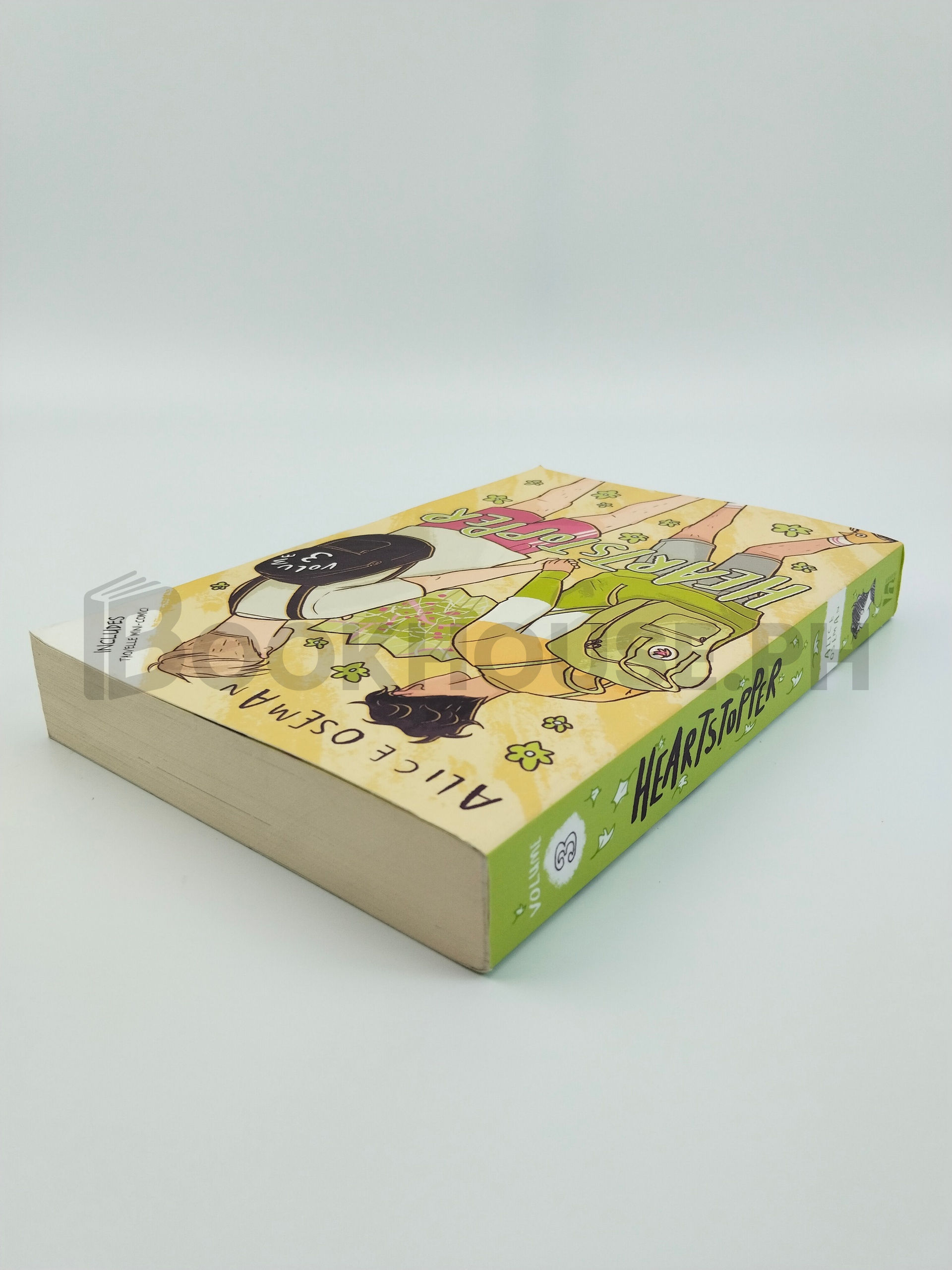 Heartstopper Volume Three by Alice Oseman - Image 2
