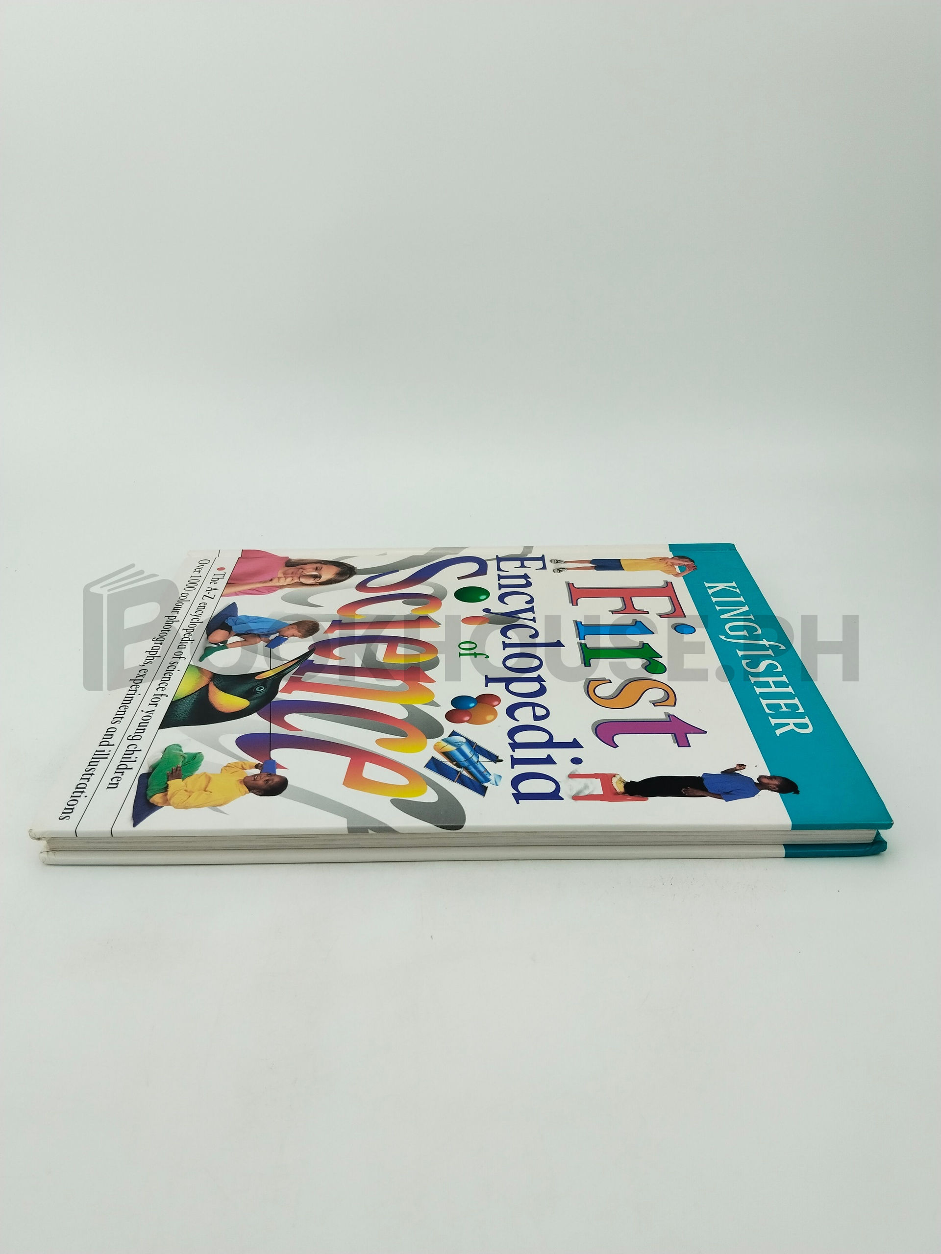 Kingfisher First Encyclopedia Of Science by Chris Oxlade, Anita Ganeri - Image 4