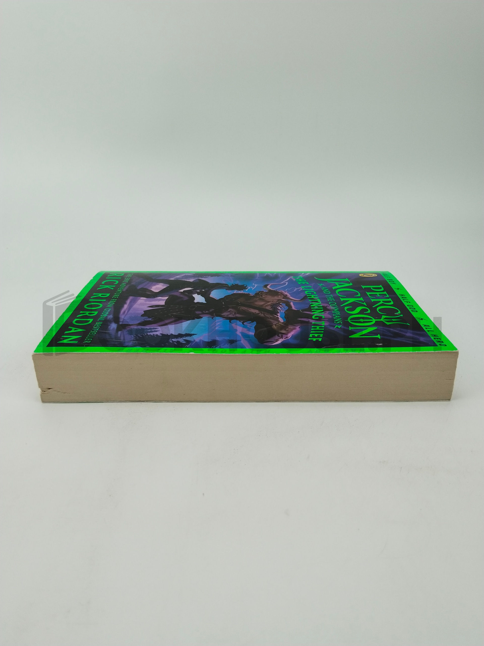 Percy Jackson And The Lightning Thief by Rick Riordan - Image 4