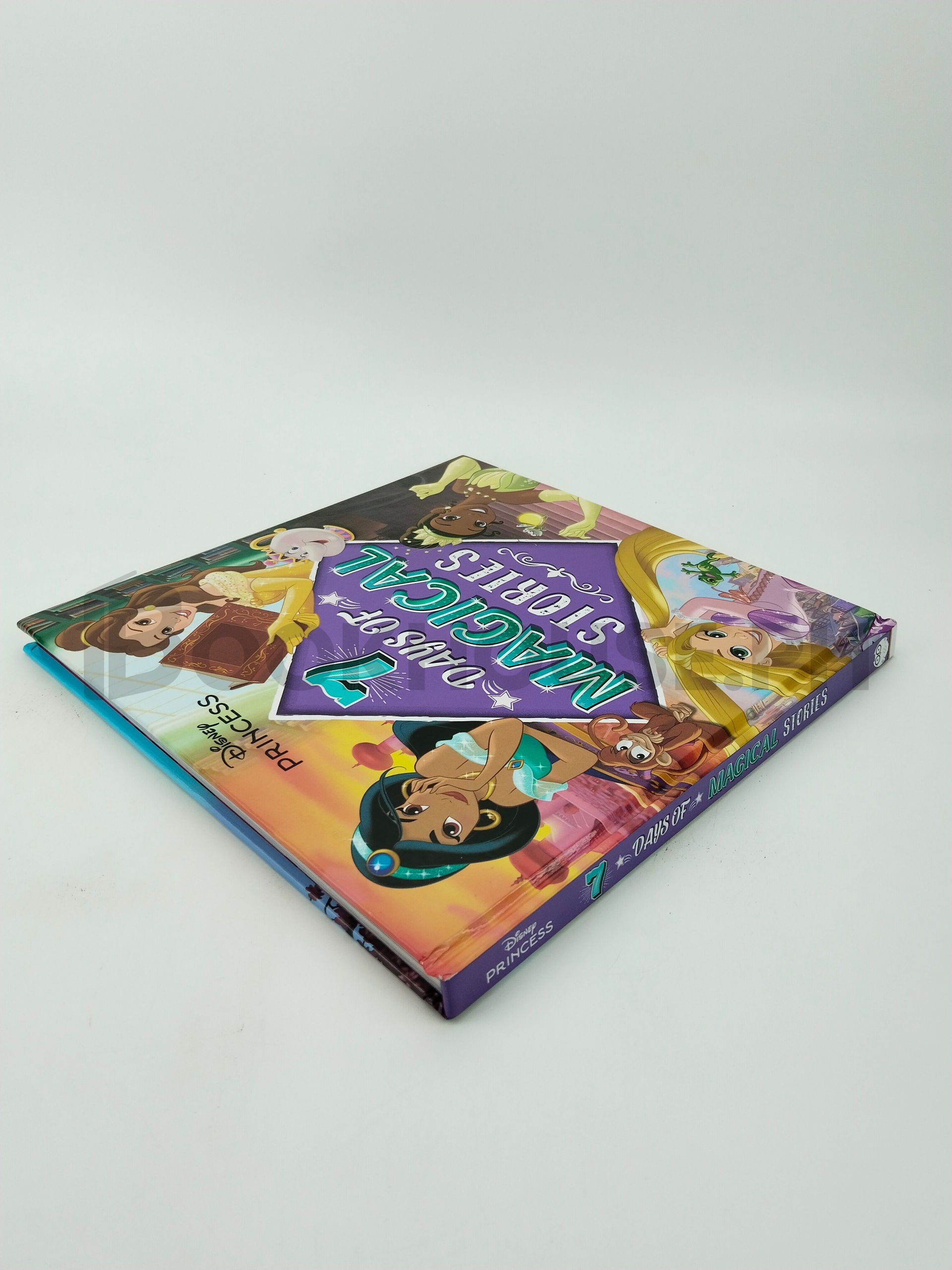 Disney Princess: 7 Days Of Magical Stories by Walt Disney - Image 2