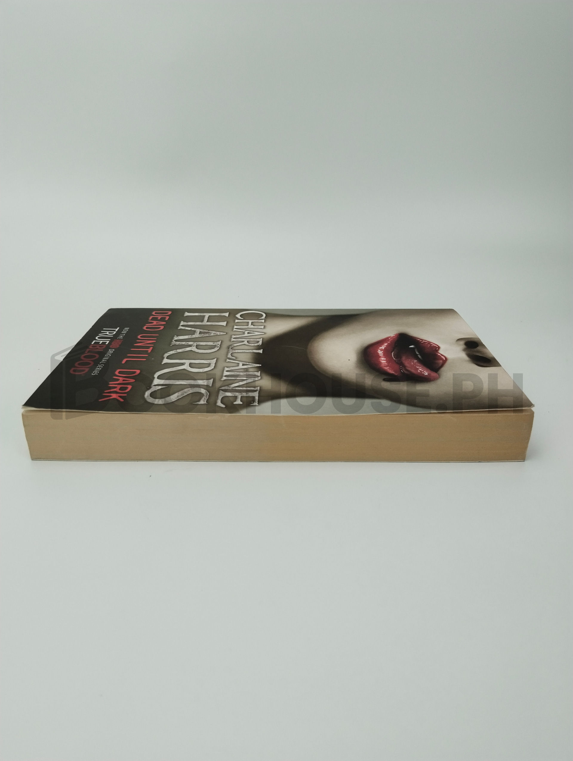 Dead Until Dark by Charlaine Harris - Image 4