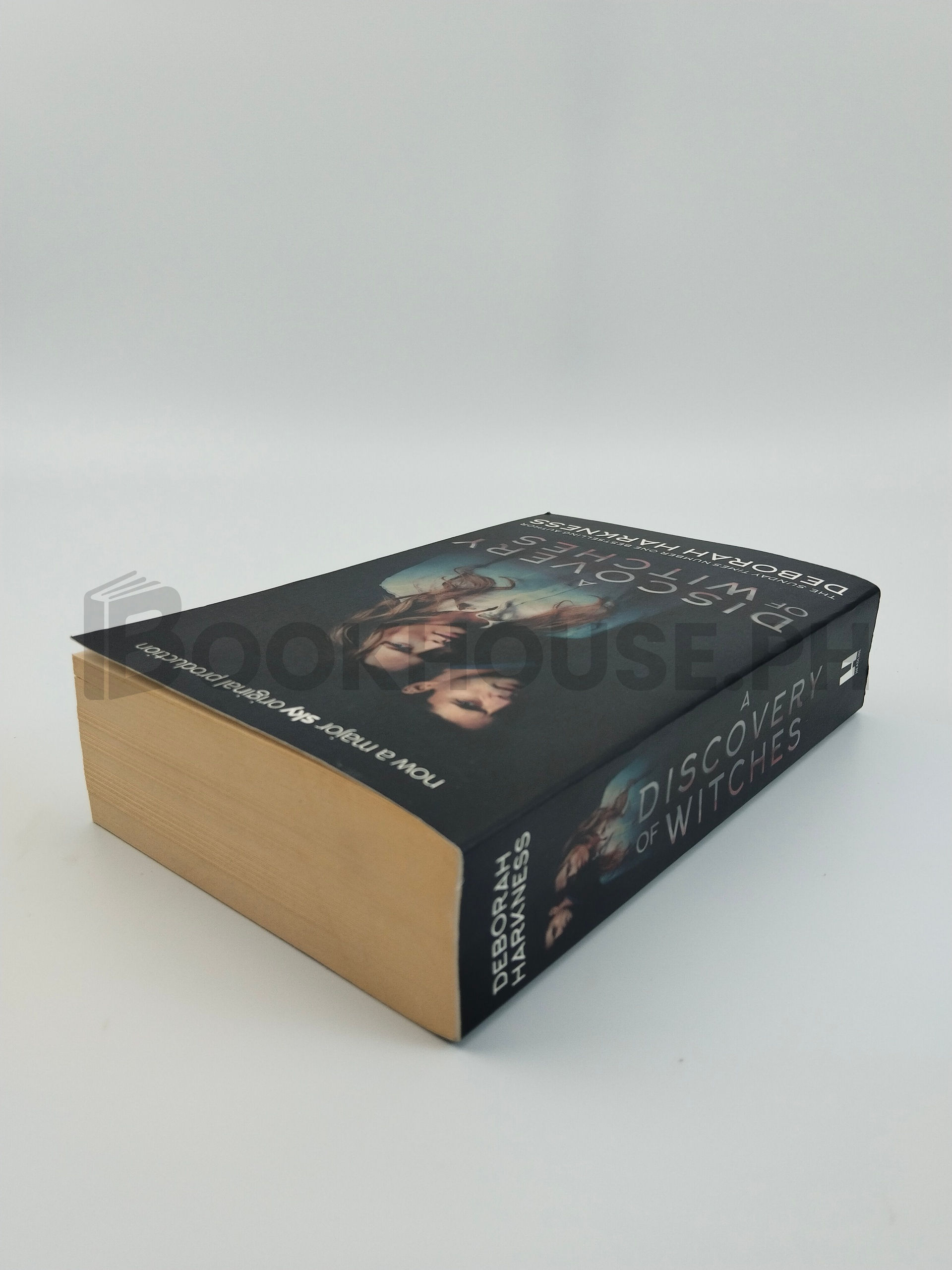 A Discovery Of Witches by Deborah Harkness - Image 2