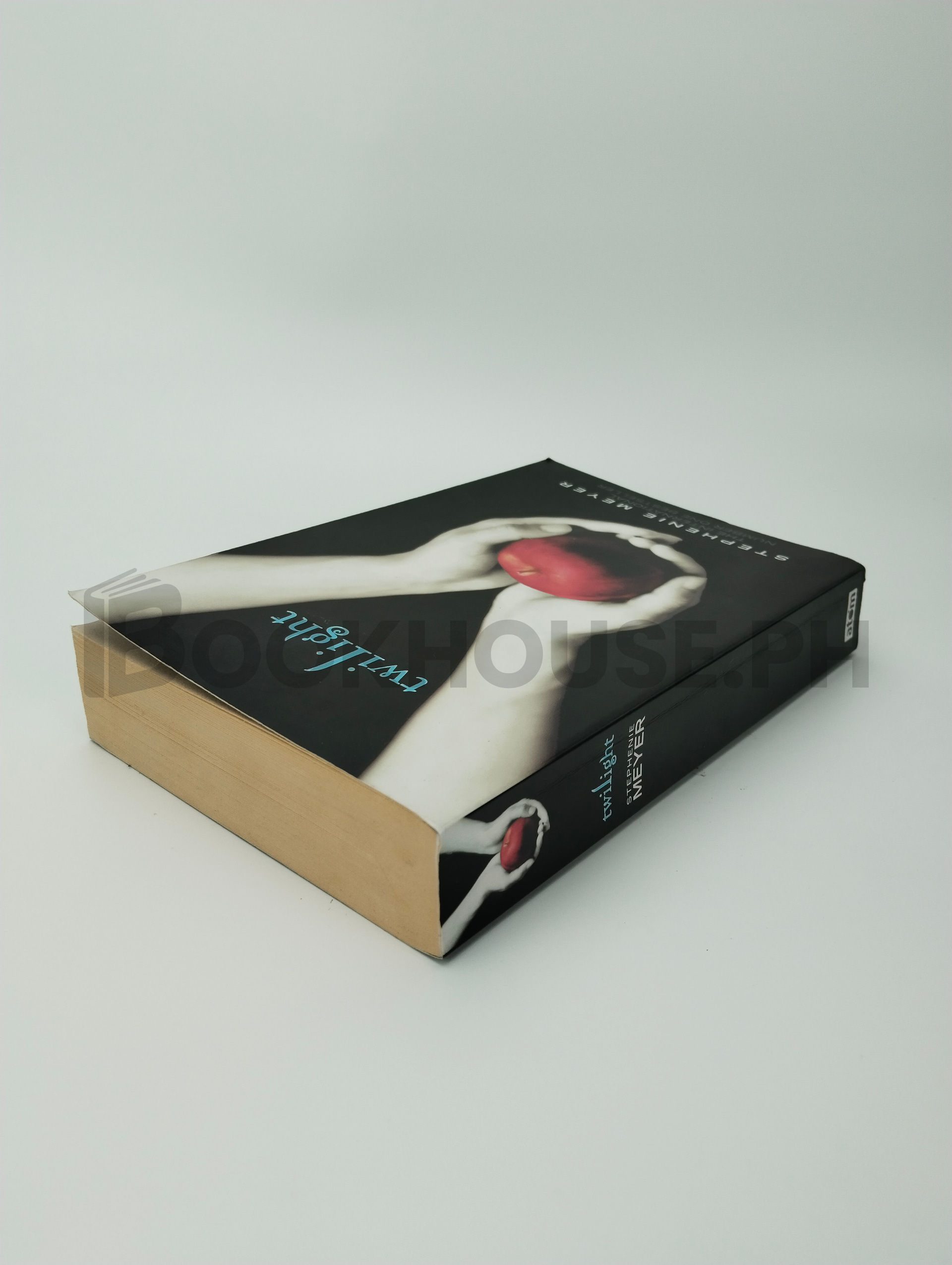 Twilight by Stephenie Meyer - Image 2