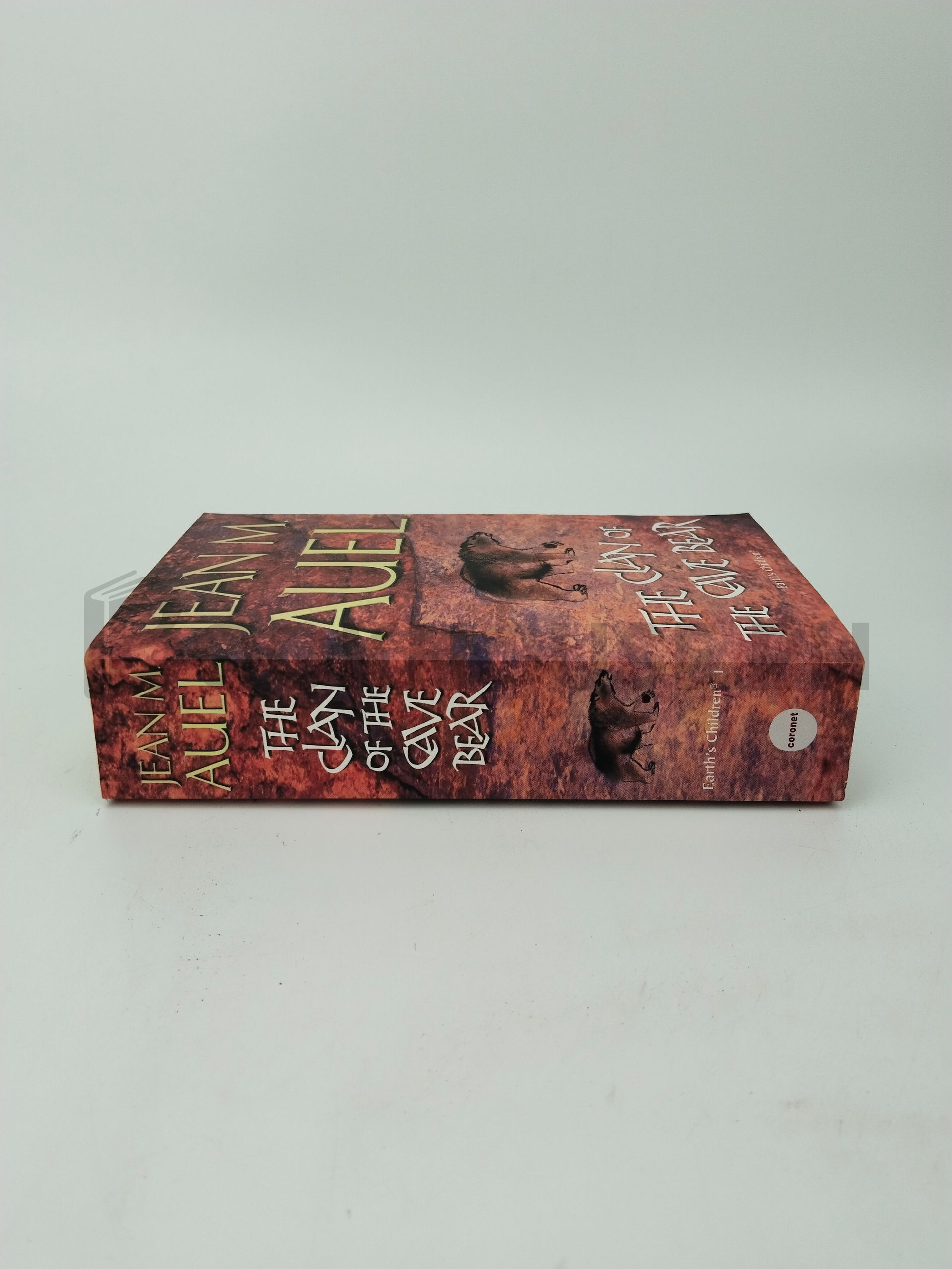 The Clan Of The Cave Bear by Jean M. Auel - Image 3