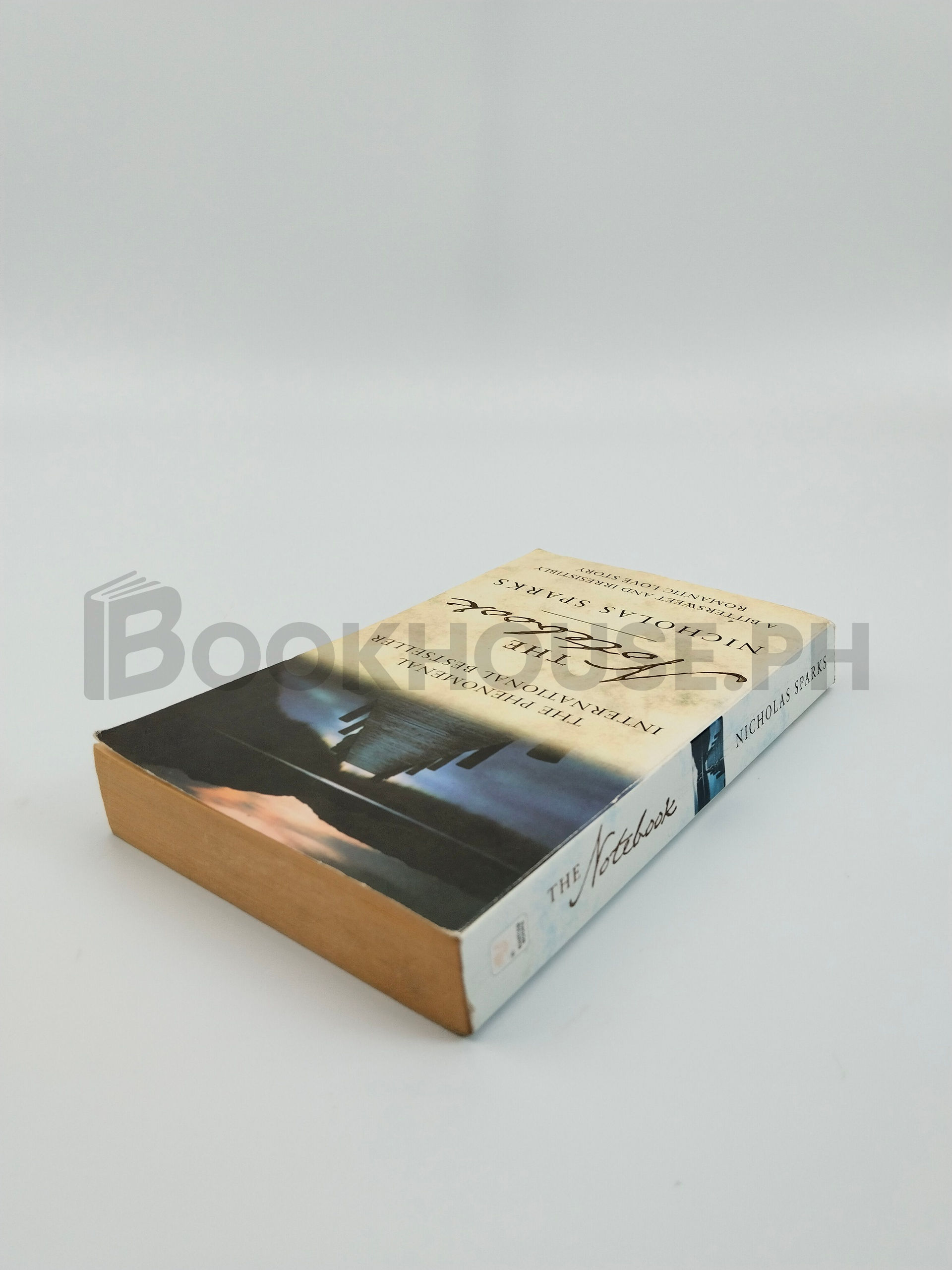 The Notebook by Nicholas Sparks - Image 2