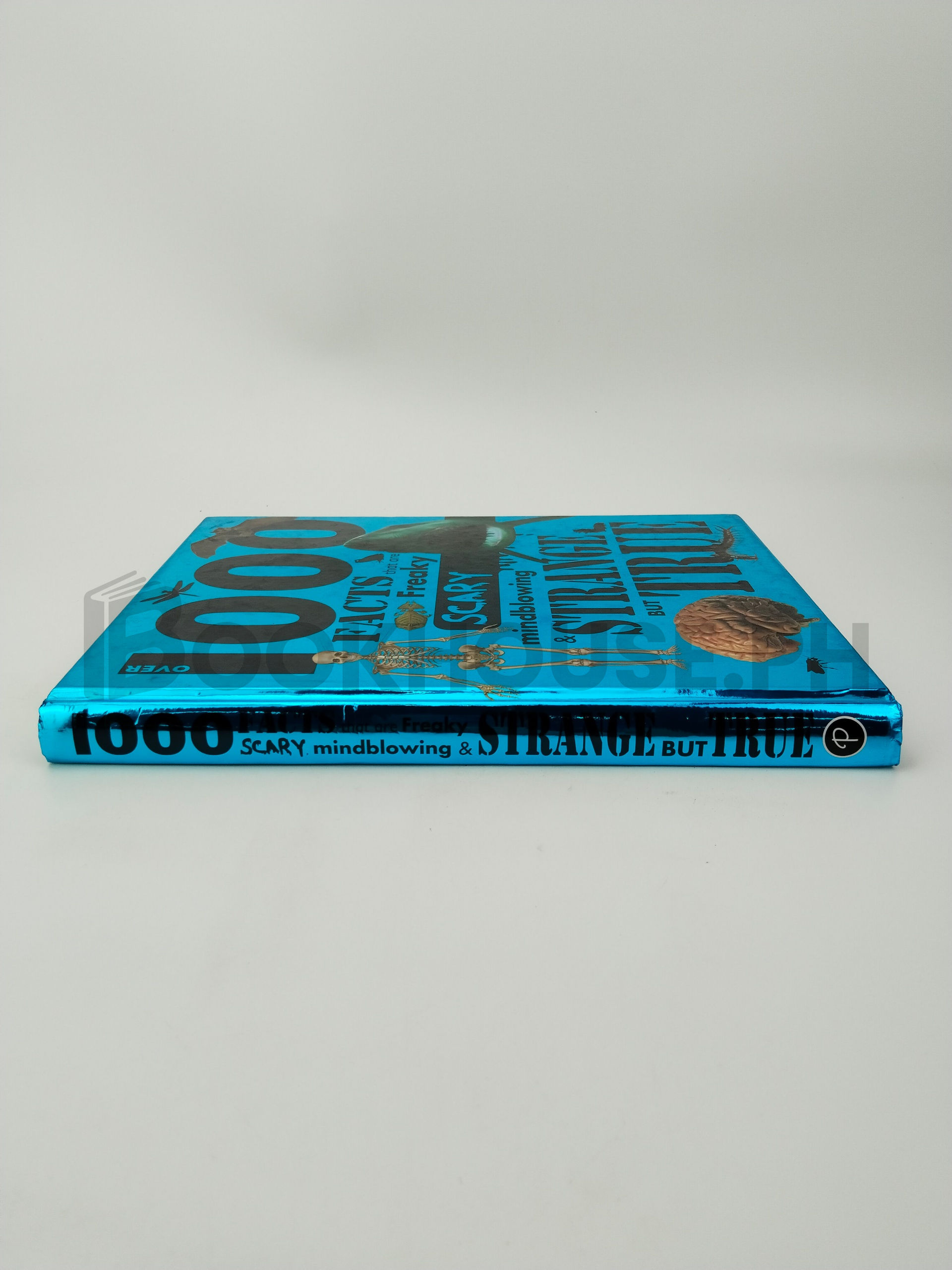 Over 1000 Facts That Are Freaky Scary Mindblowing & Strange But True by John Guest - Image 3