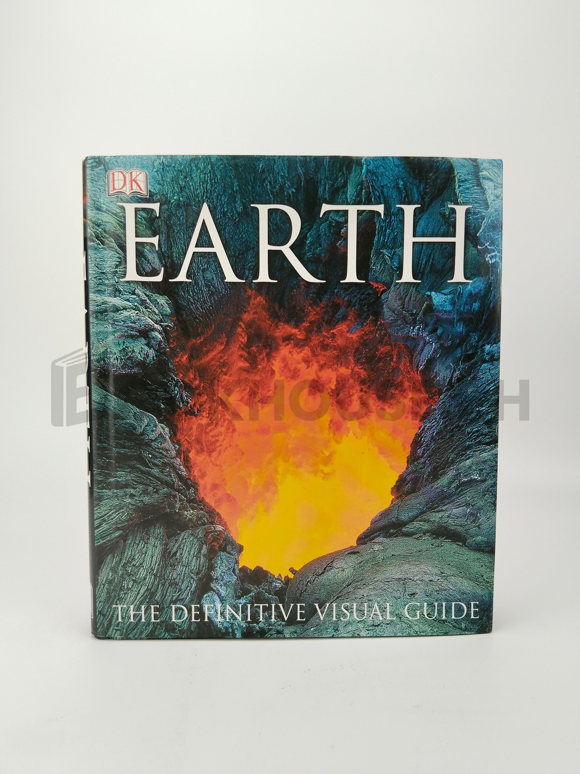 Earth by James F. Luhr