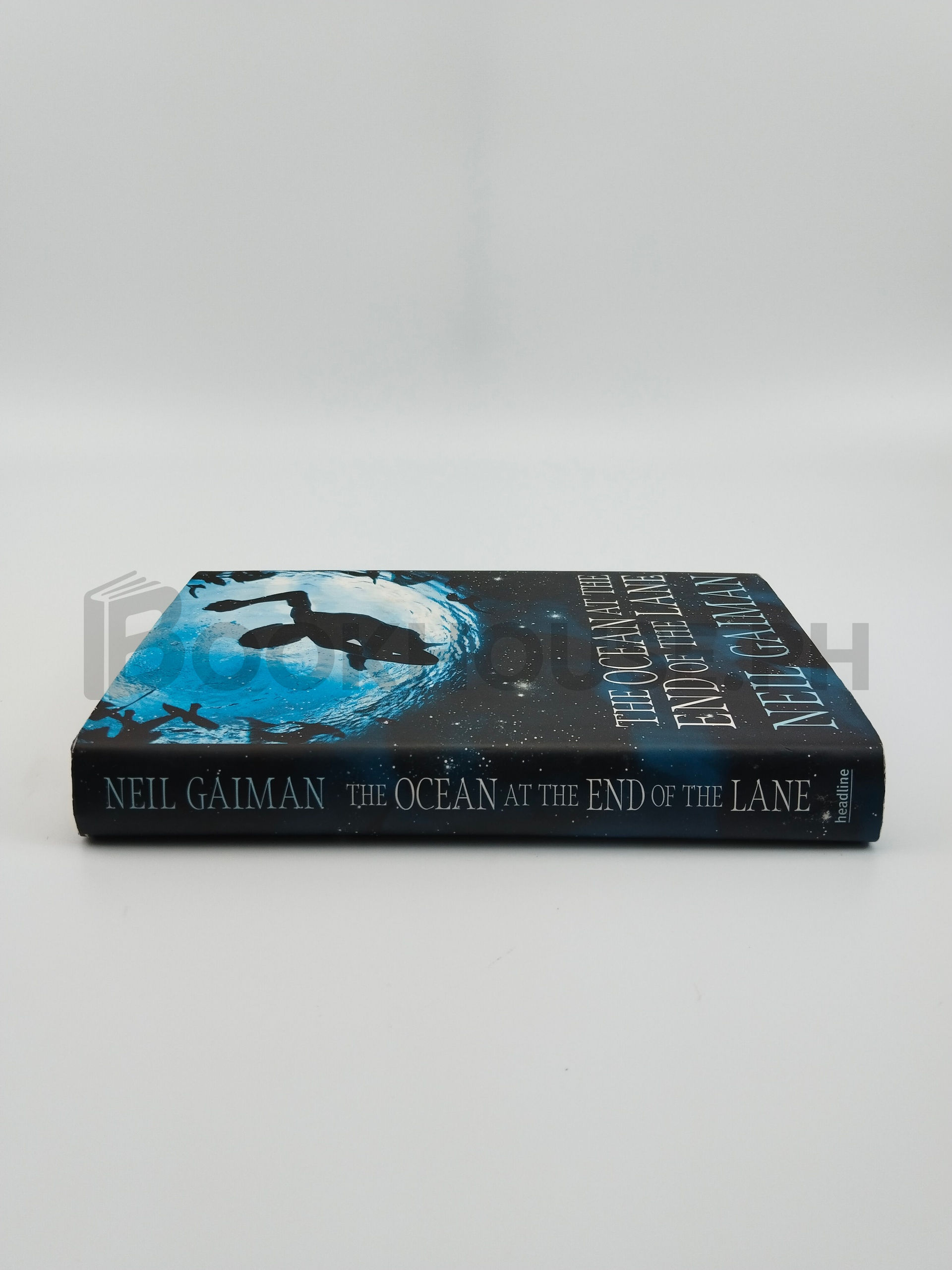 The Ocean At The End Of The Lane by Neil Gaiman - Image 3