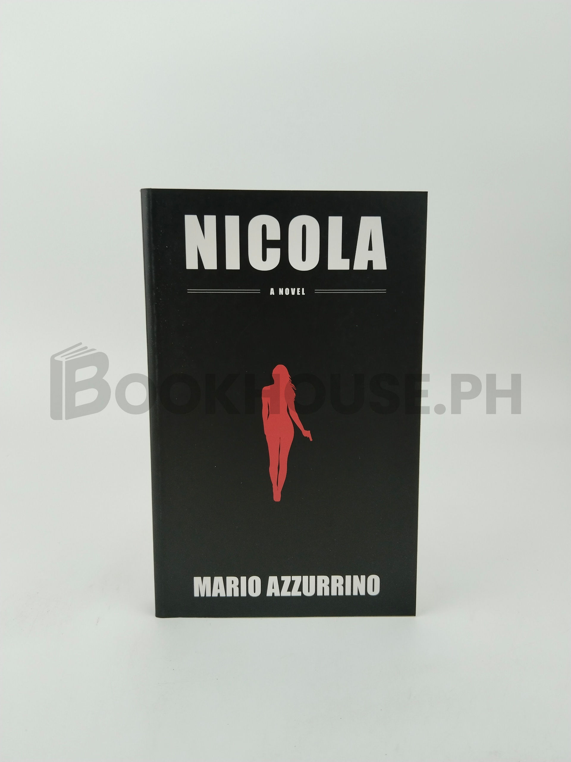 Nicola by Mario Azzurrino