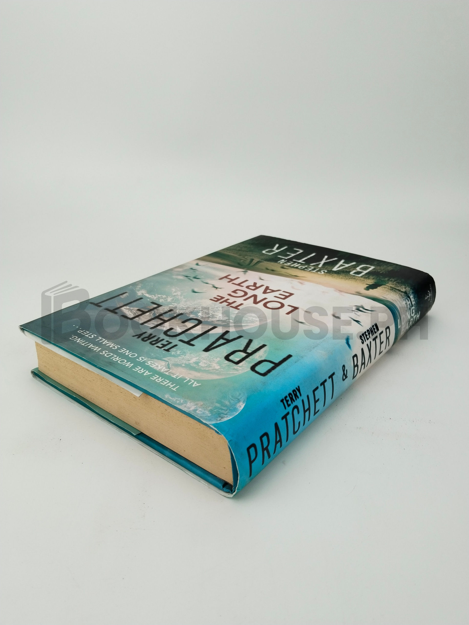 The Long Earth by Terry Pratchett, Stephen Baxter - Image 2