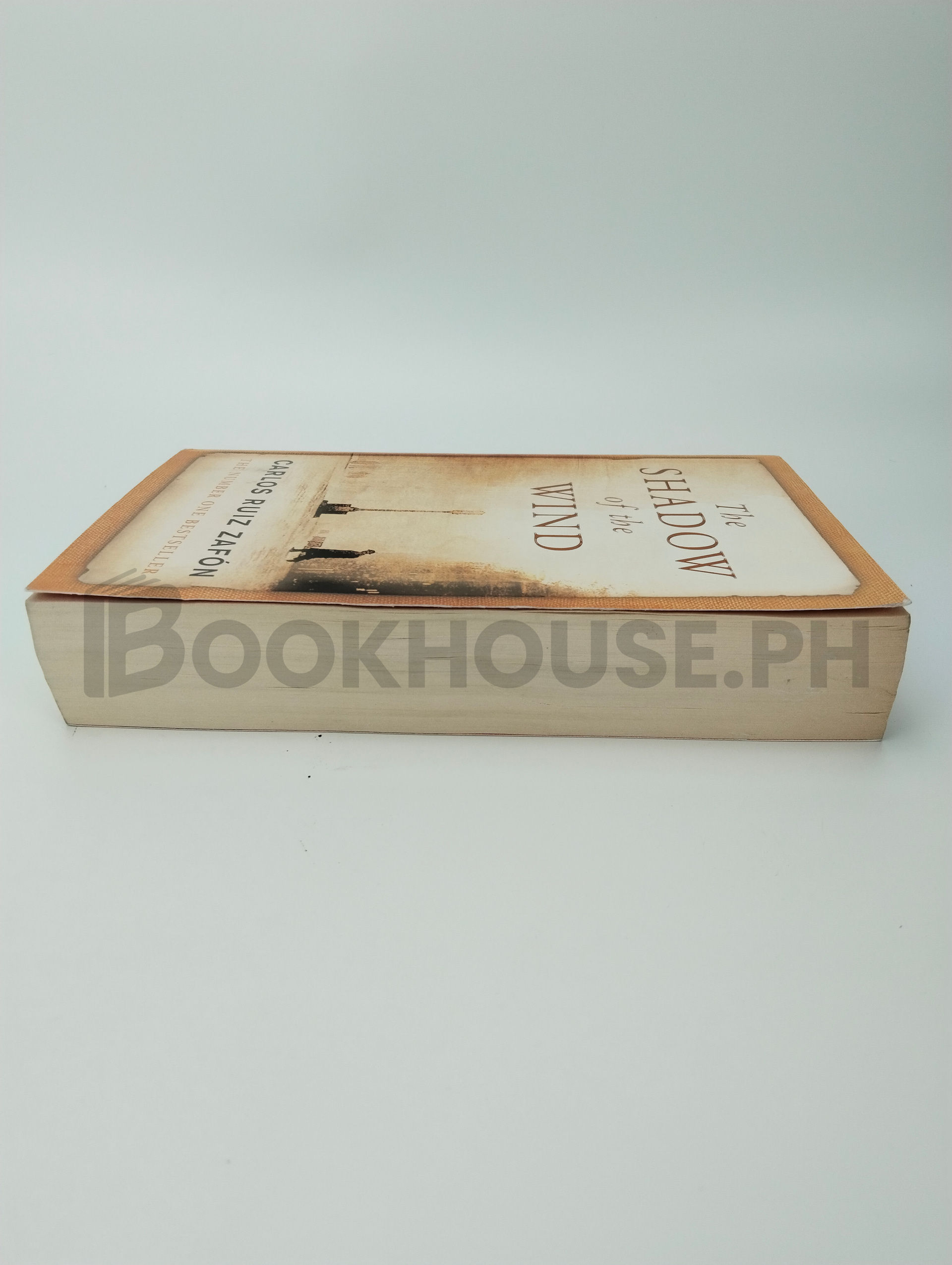 The Shadow Of The Wind by Carlos Ruiz Zafón - Image 4