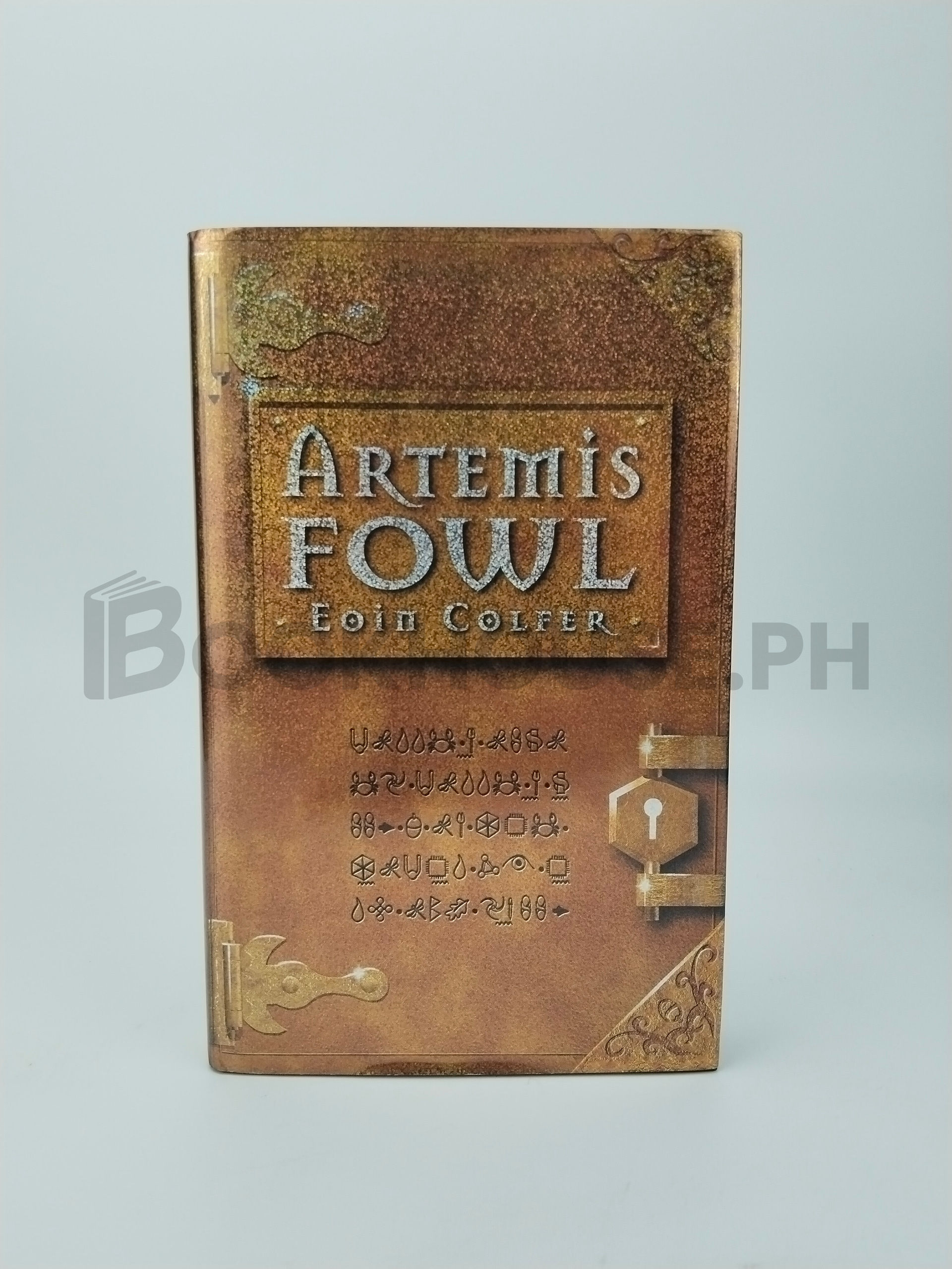 Artemis Fowl by Eoin Colfer