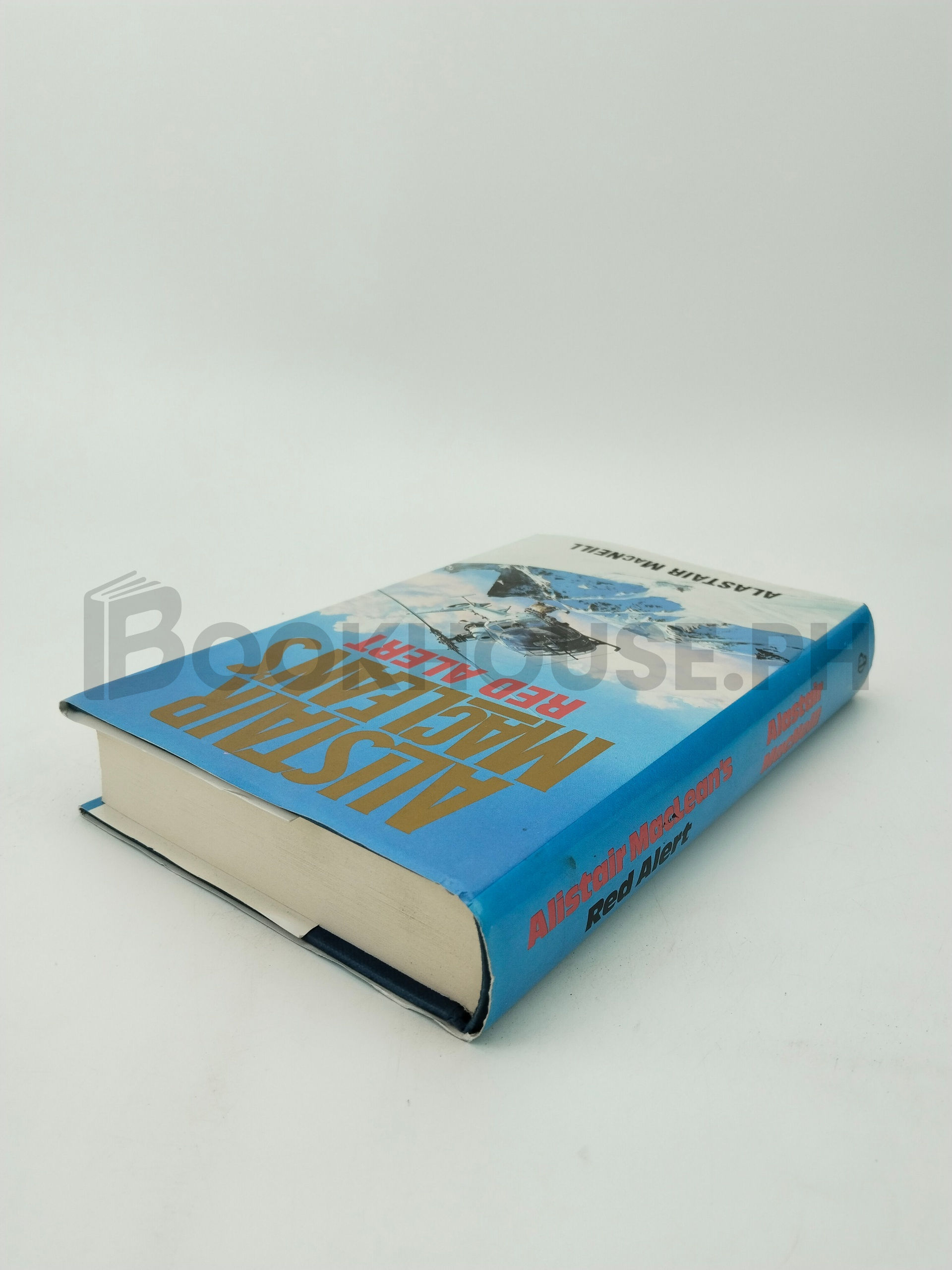 Red Alert by Alistair Maclean - Image 2