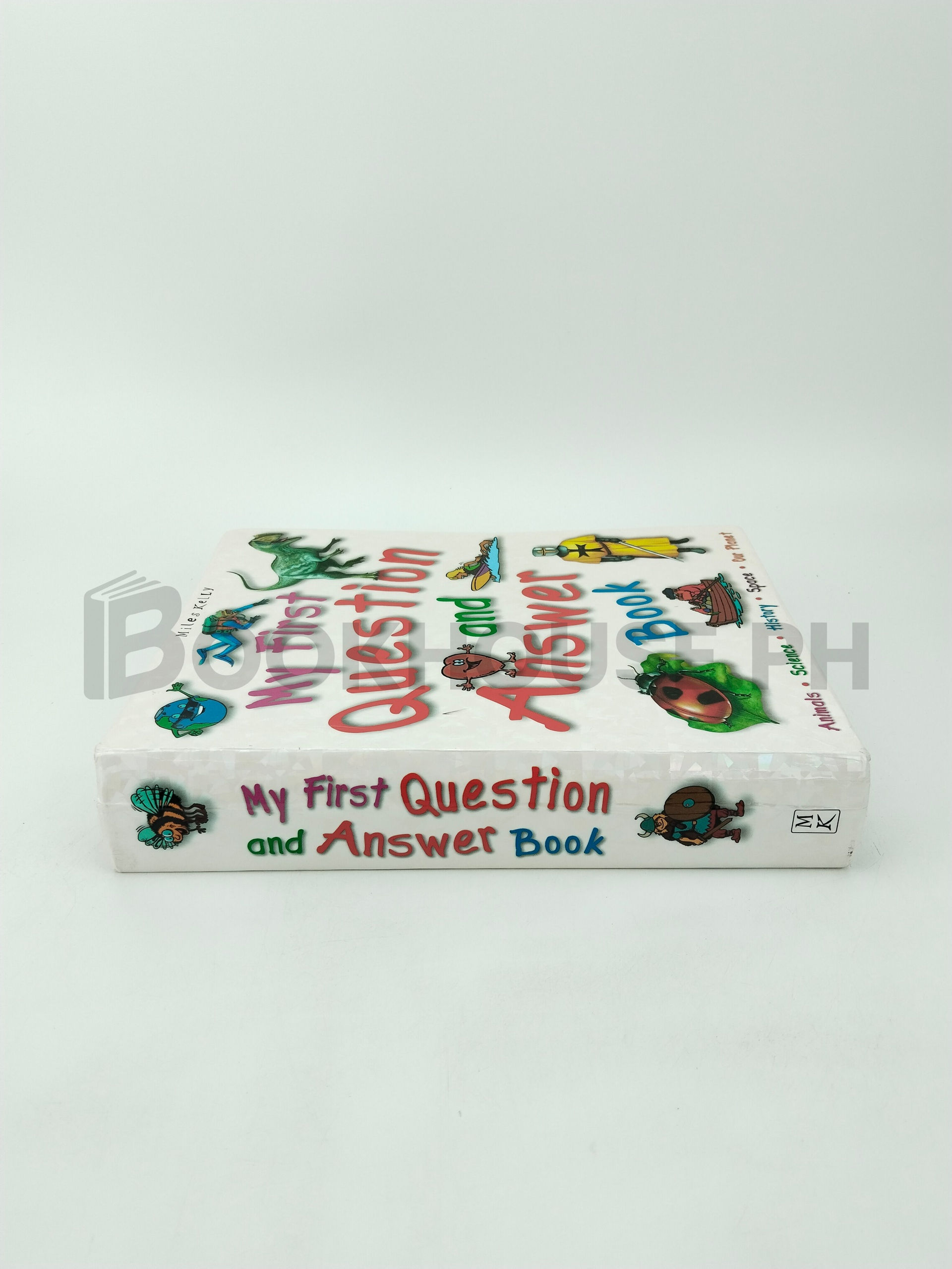 My First Question And Answer Book by Camilla De La Bédoyère - Image 3