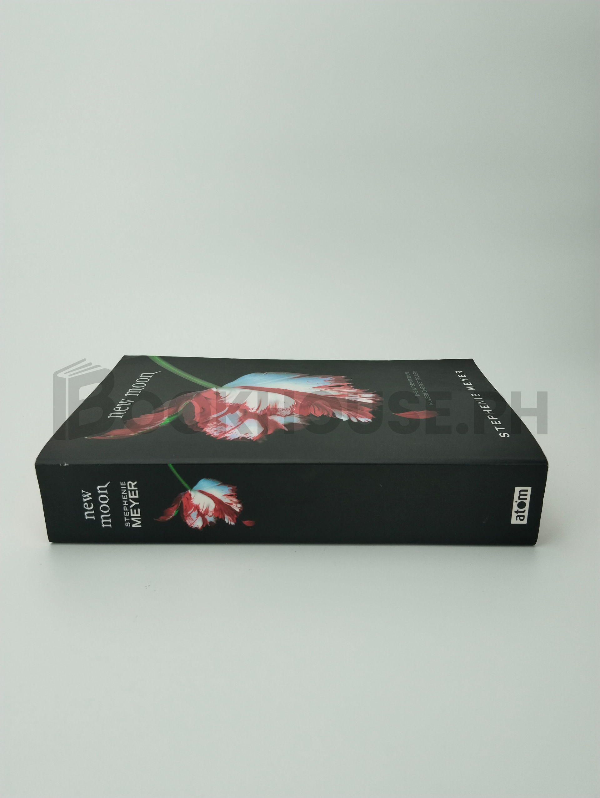 New Moon by Stephenie Meyer - Image 3