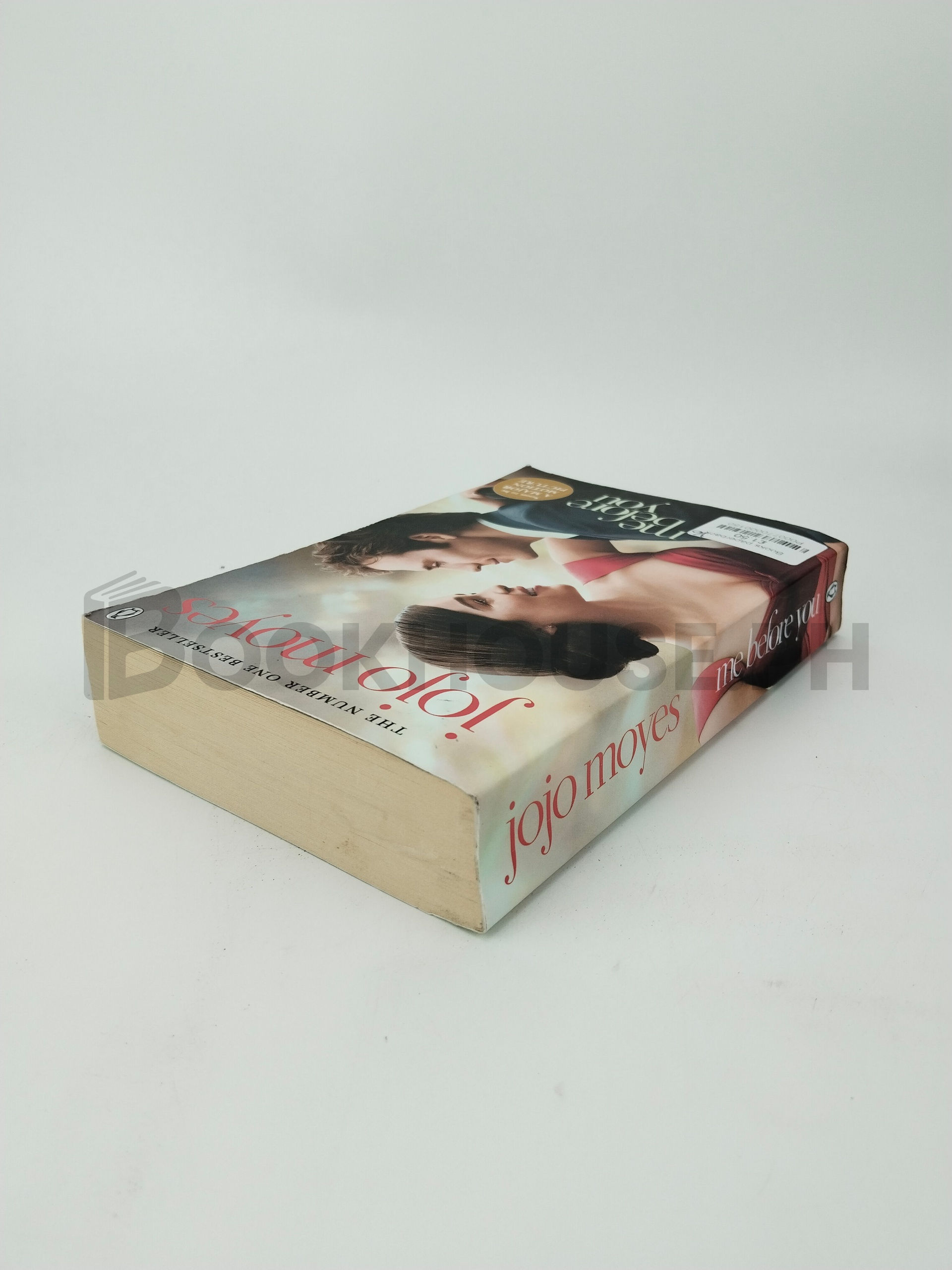 Me Before You by Jojo Moyes - Image 2