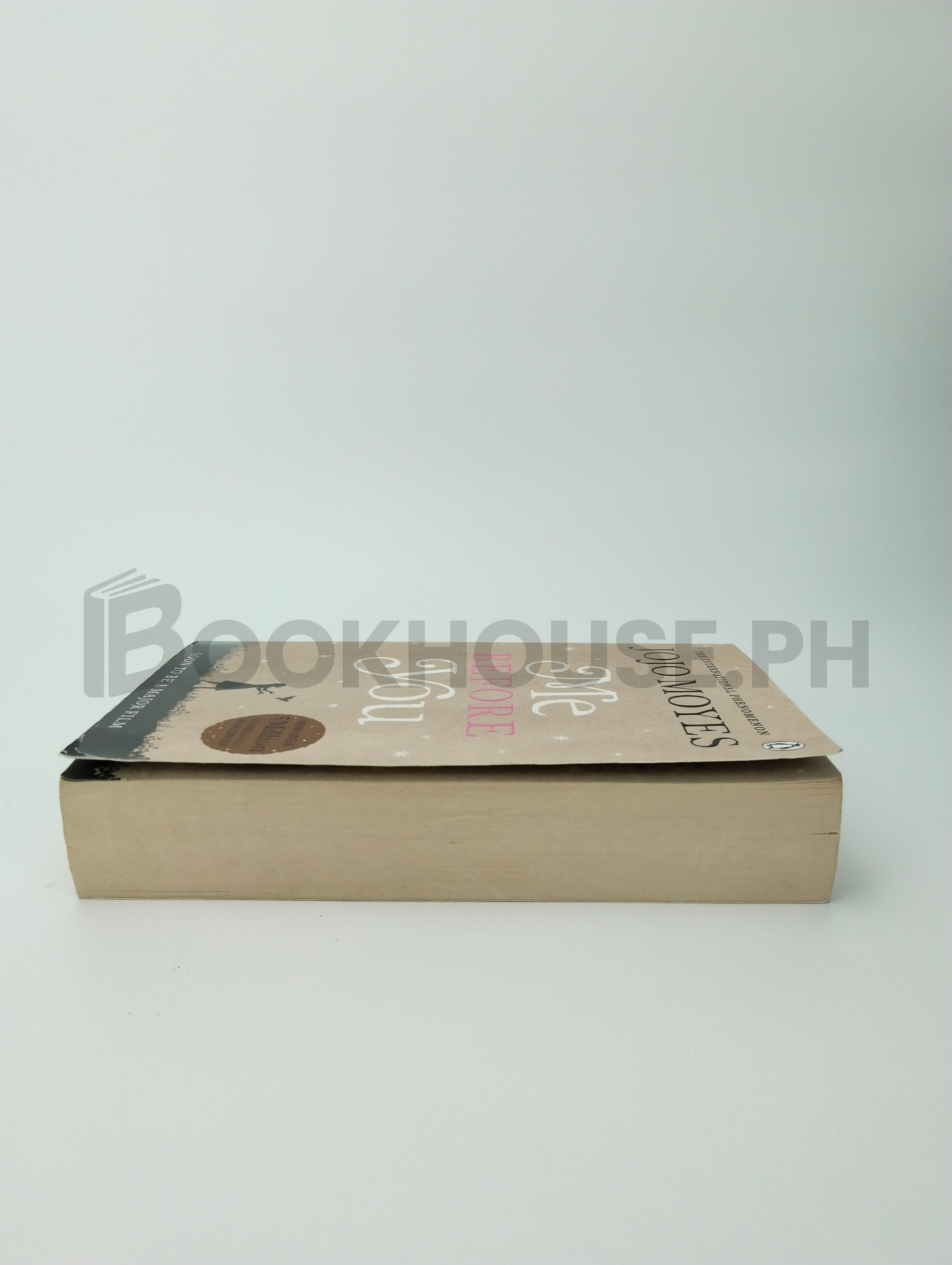 Me Before You by Jojo Moyes - Image 4