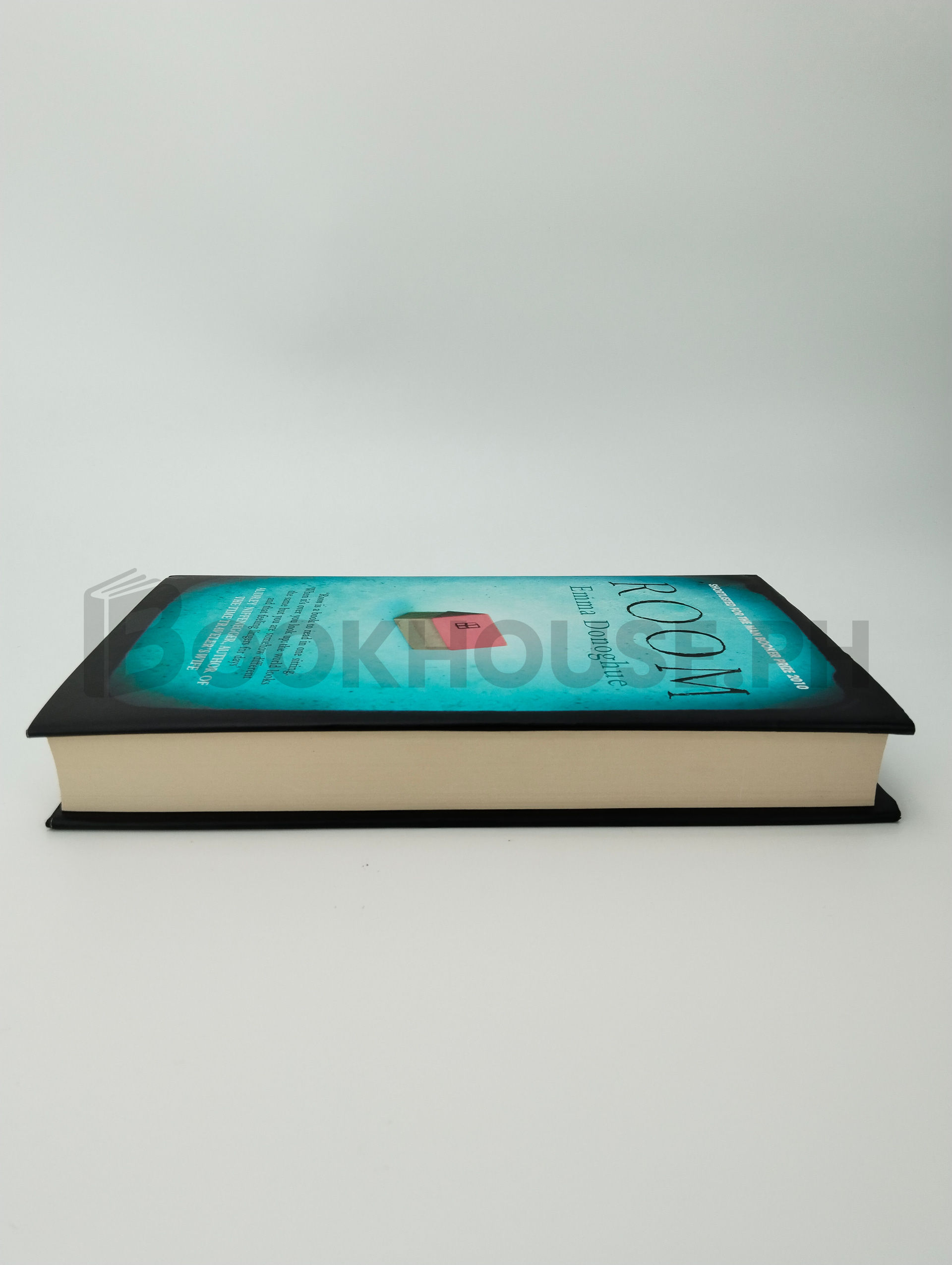 Room by Emma Donoghue - Image 4