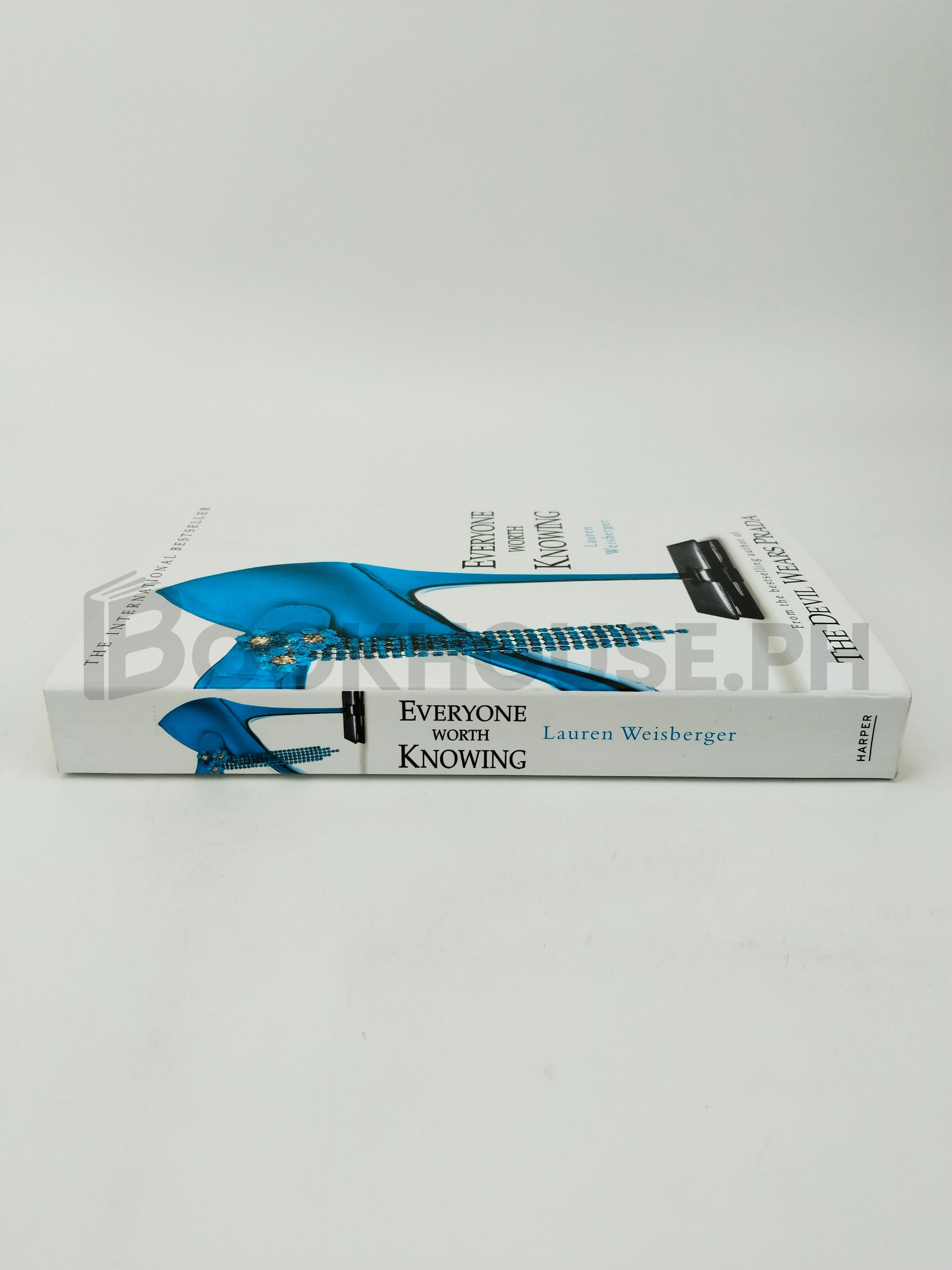 Everyone Worth Knowing by Lauren Weisberger - Image 3