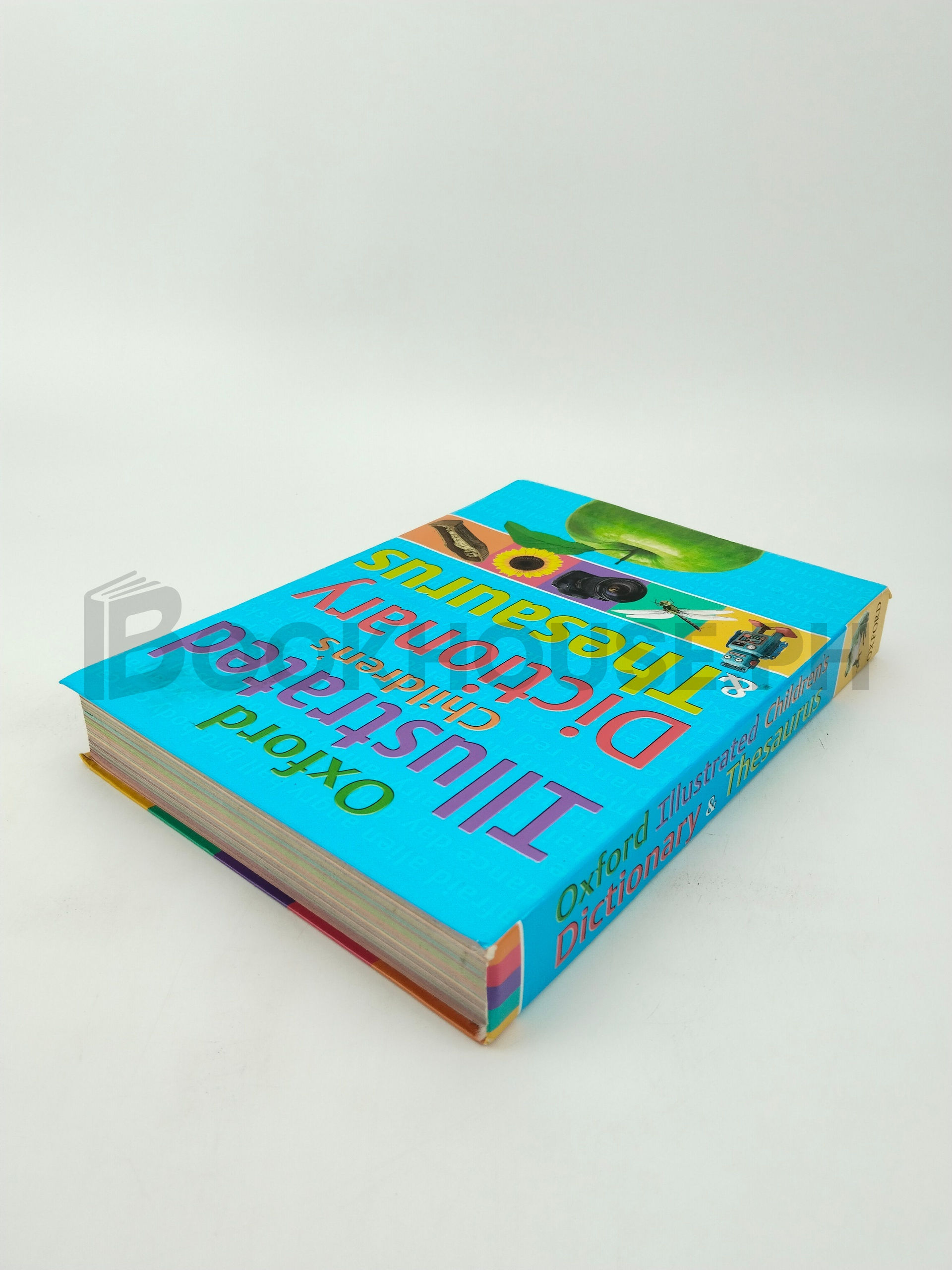 Oxford Illustrated Childredn's Dictionary And Thesaurus by Oxford Dictionaries - Image 2