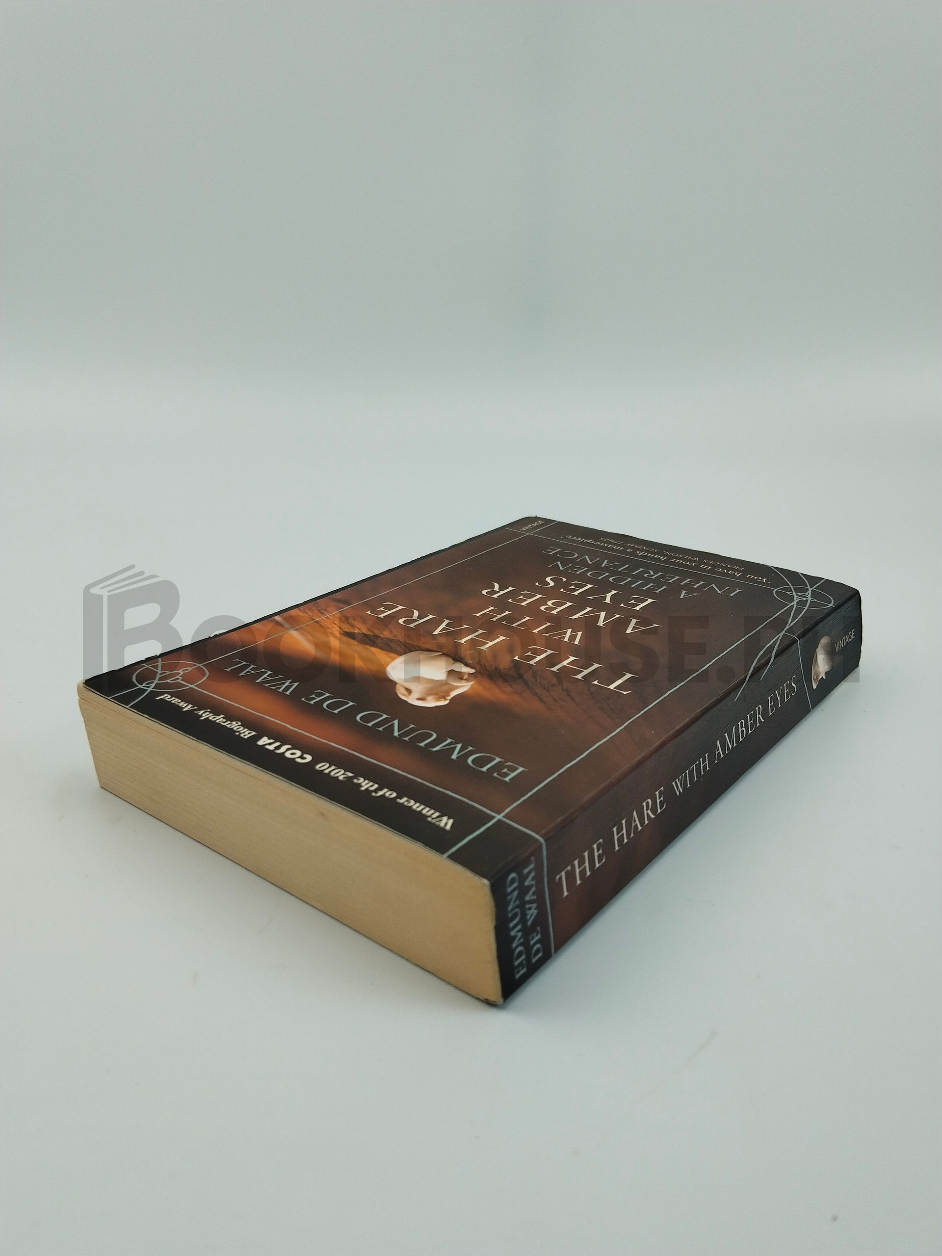 The Hare With Amber Eyes by Edmund De Waal - Image 2