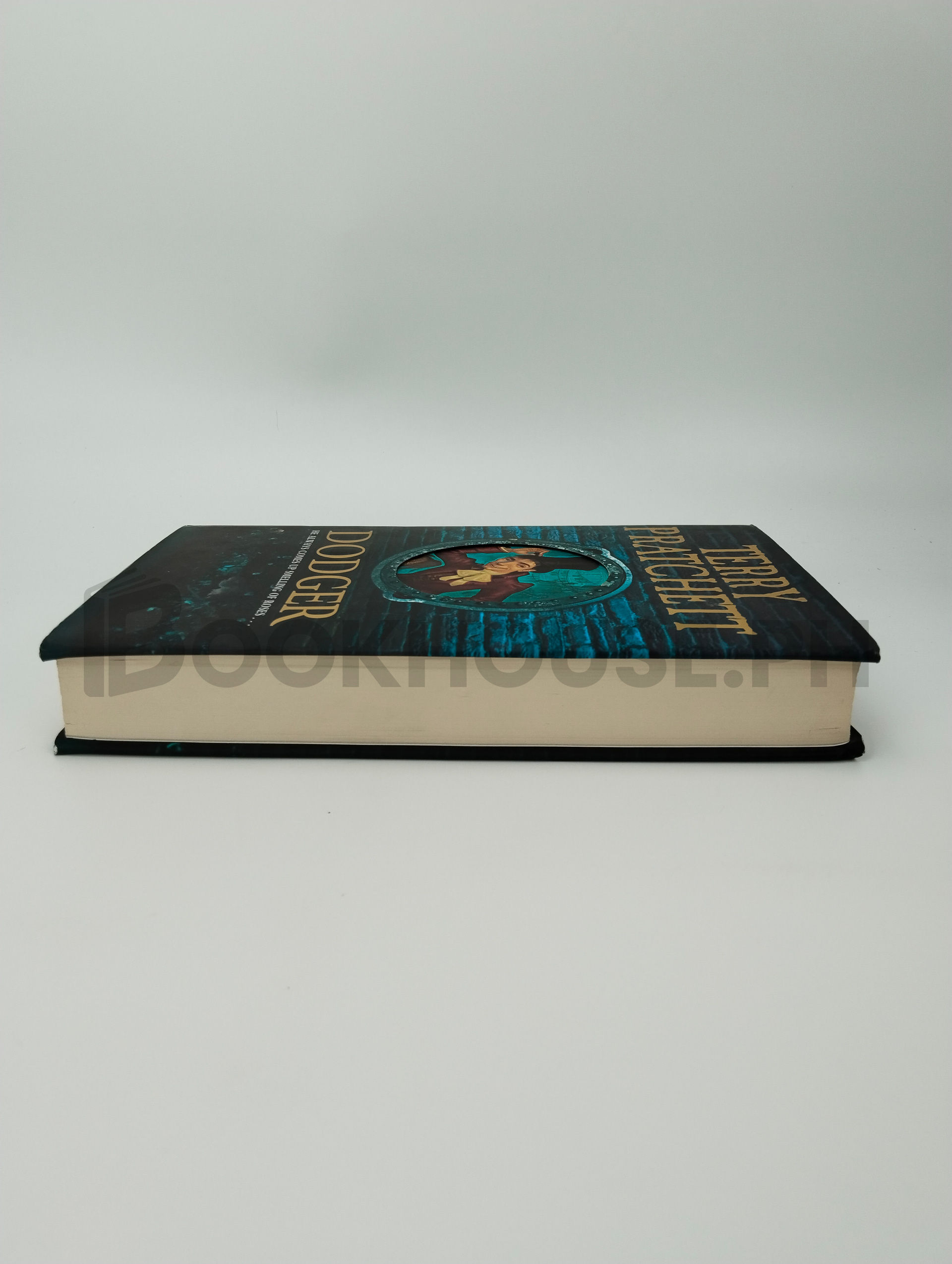 Dodger by Terry Pratchett - Image 4