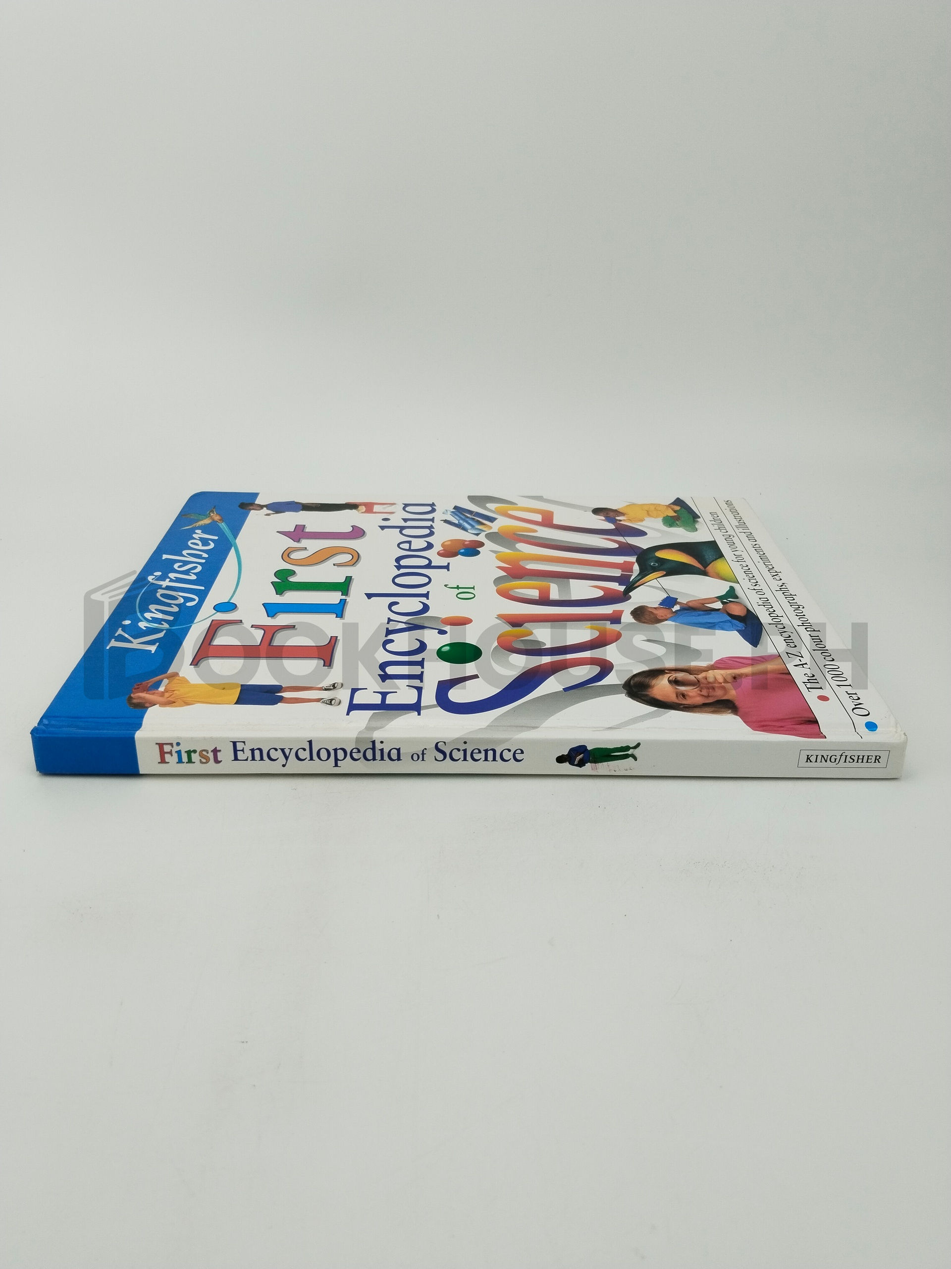 Kingfisher First Encyclopedia Of Science by Chris Oxlade, Anita Ganeri - Image 3