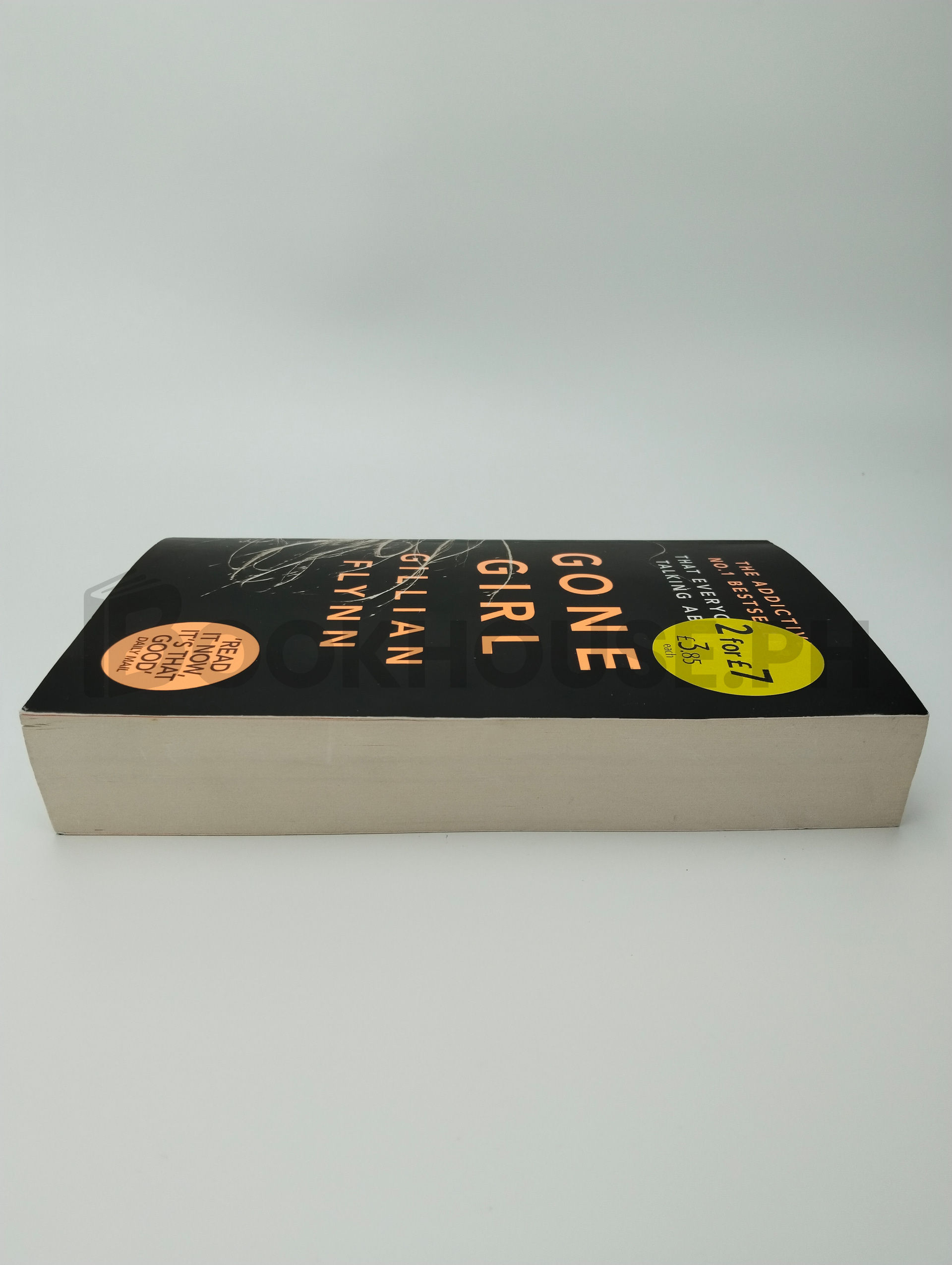 Gone Girl by Gillian Flynn - Image 4