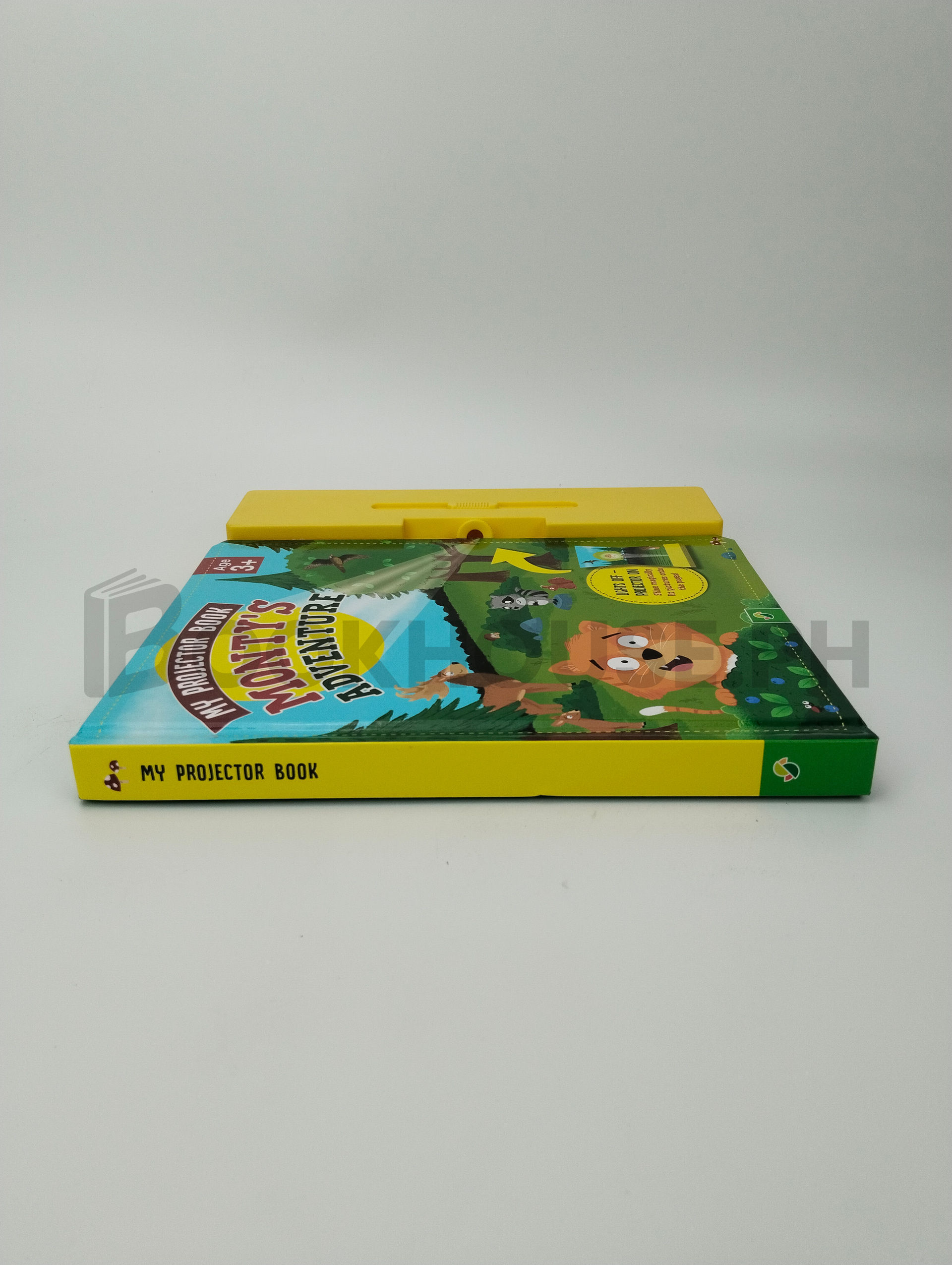 My Projector Book Monty's Adventure by Schwager And Steinlein Verlag Gmbh - Image 3