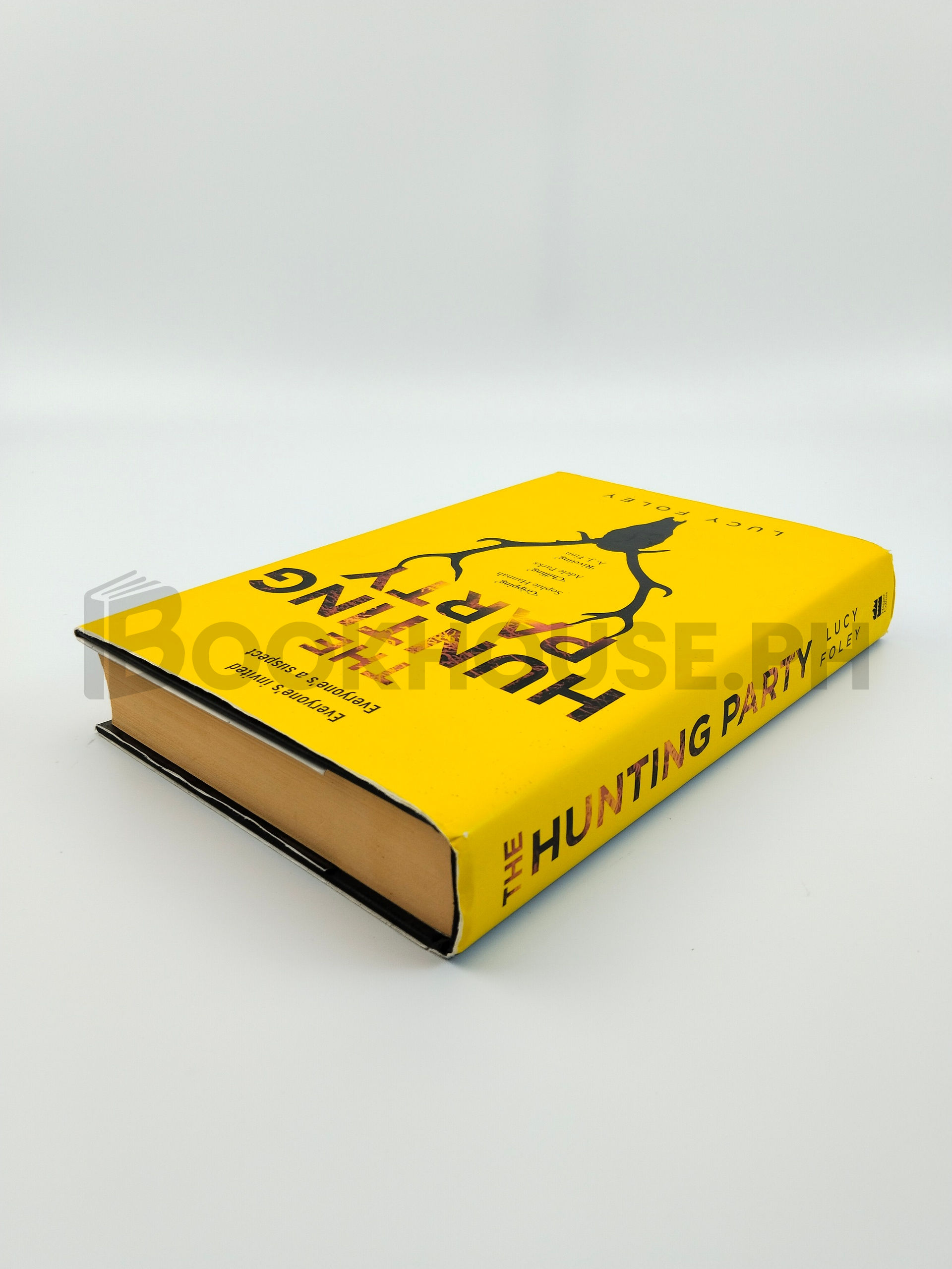 The Hunting Party by Lucy Foley - Image 2