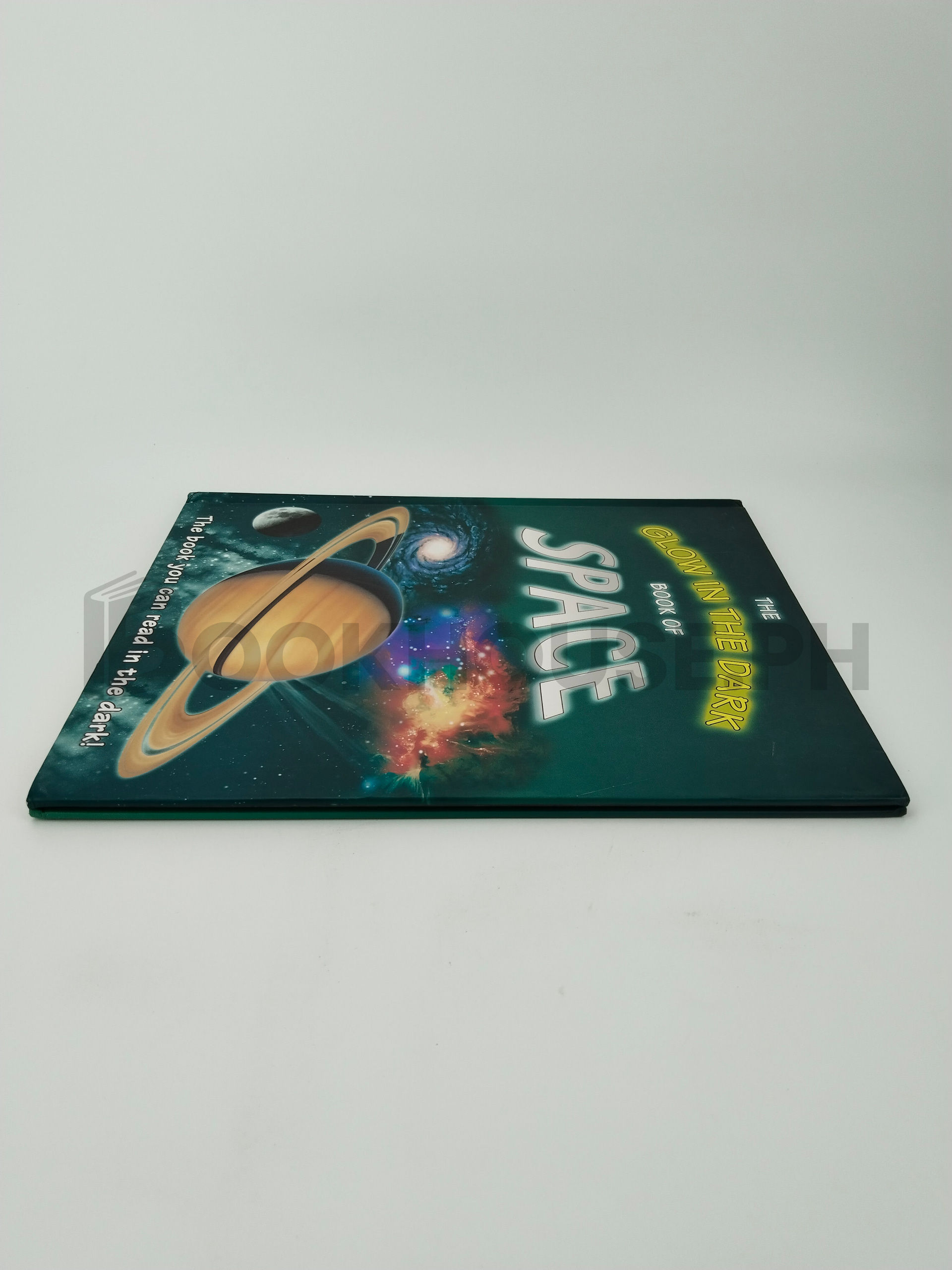 The Glow In The Dark Book Of Space by Nicholas Harris - Image 4