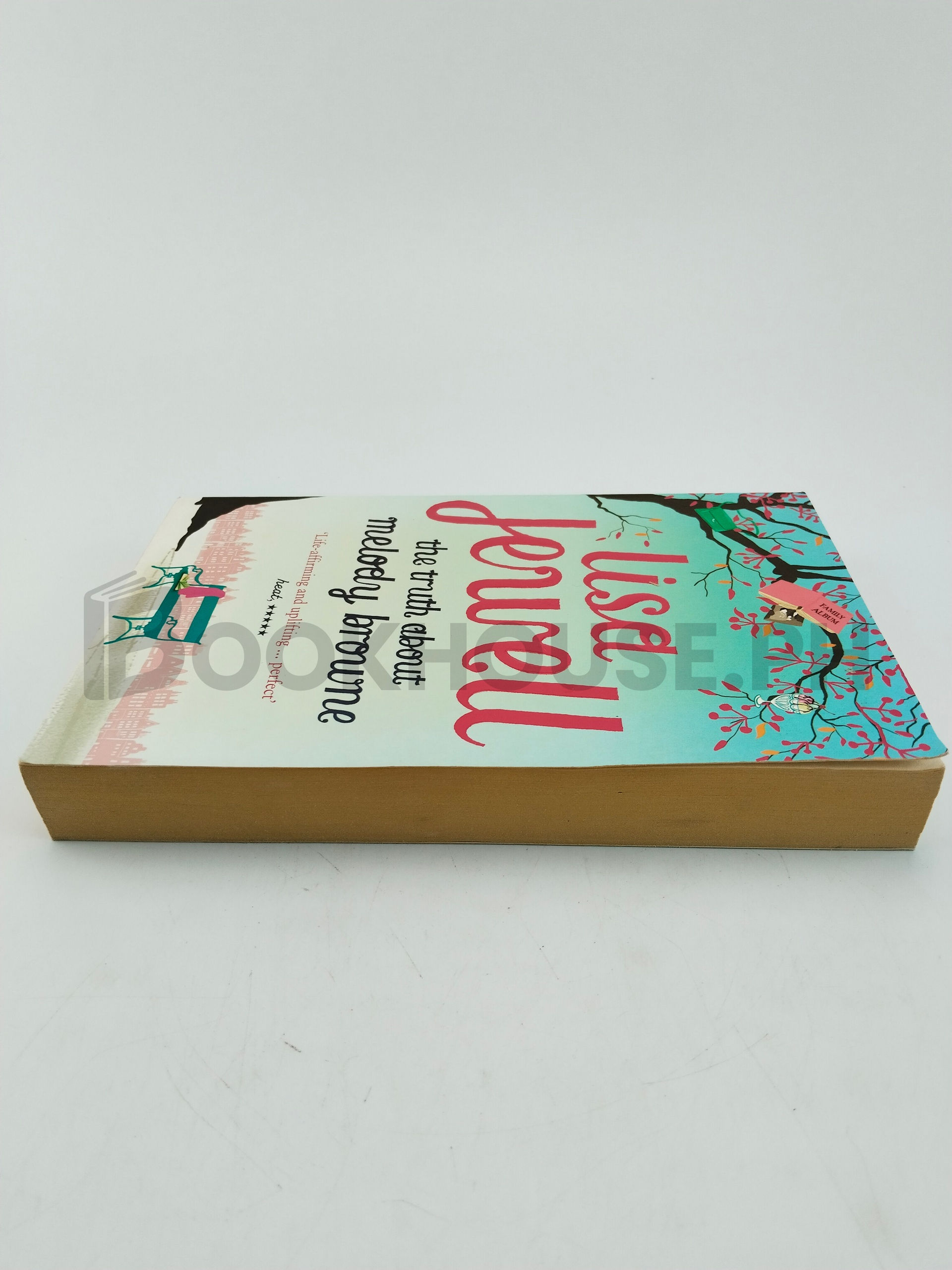 The Truth About Melody Browne by Lisa Jewell - Image 4