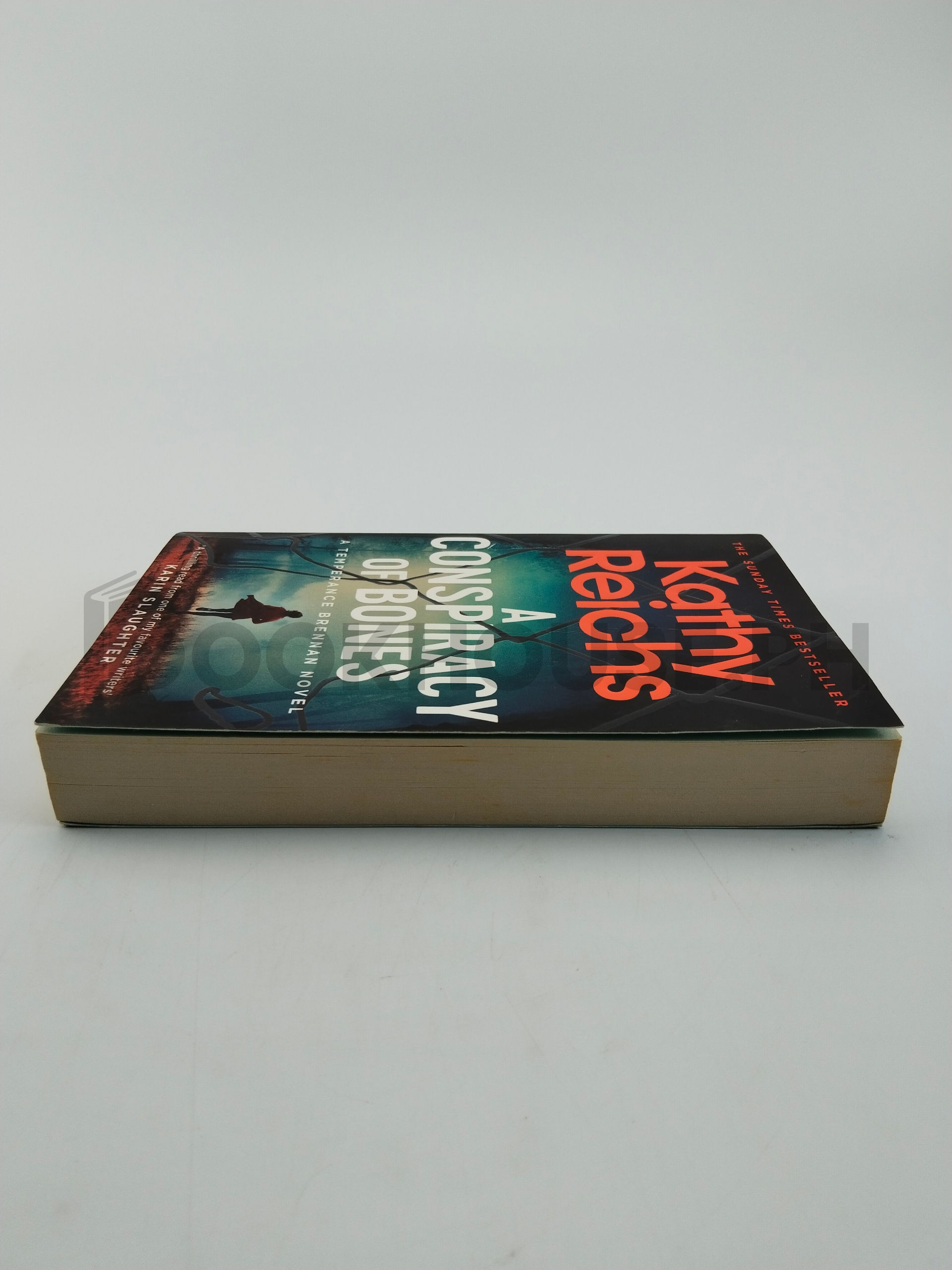 A Conspiracy Of Bones by Kathy Reichs - Image 4