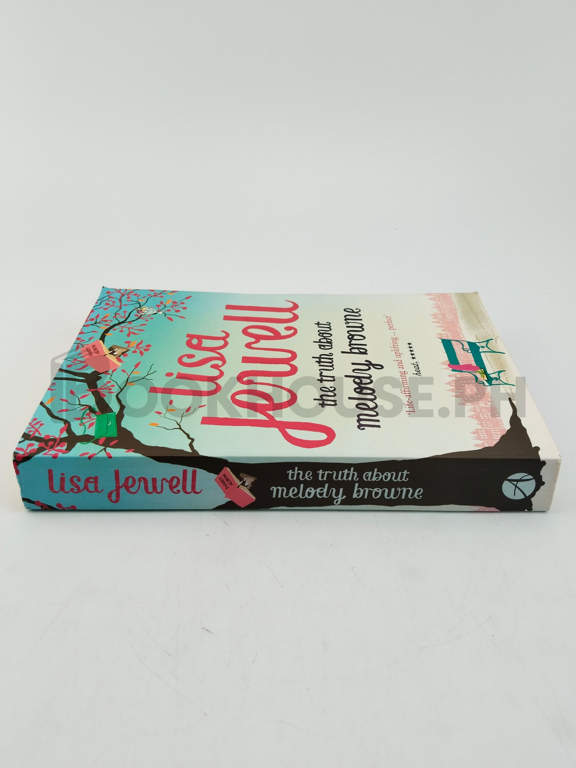 The Truth About Melody Browne by Lisa Jewell - Image 3