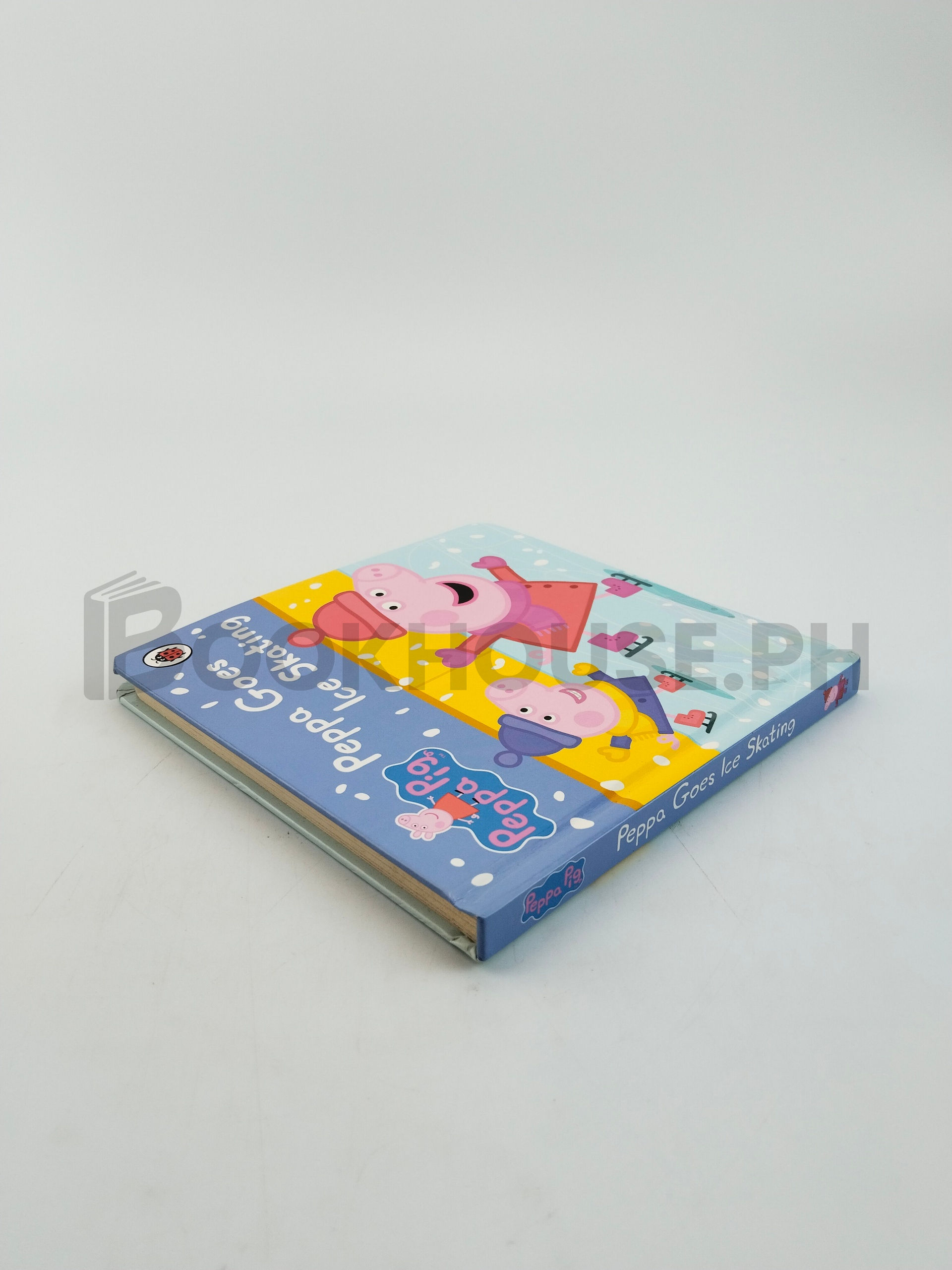 Peppa Goes Ice Skating by Sue Nicholson - Image 2