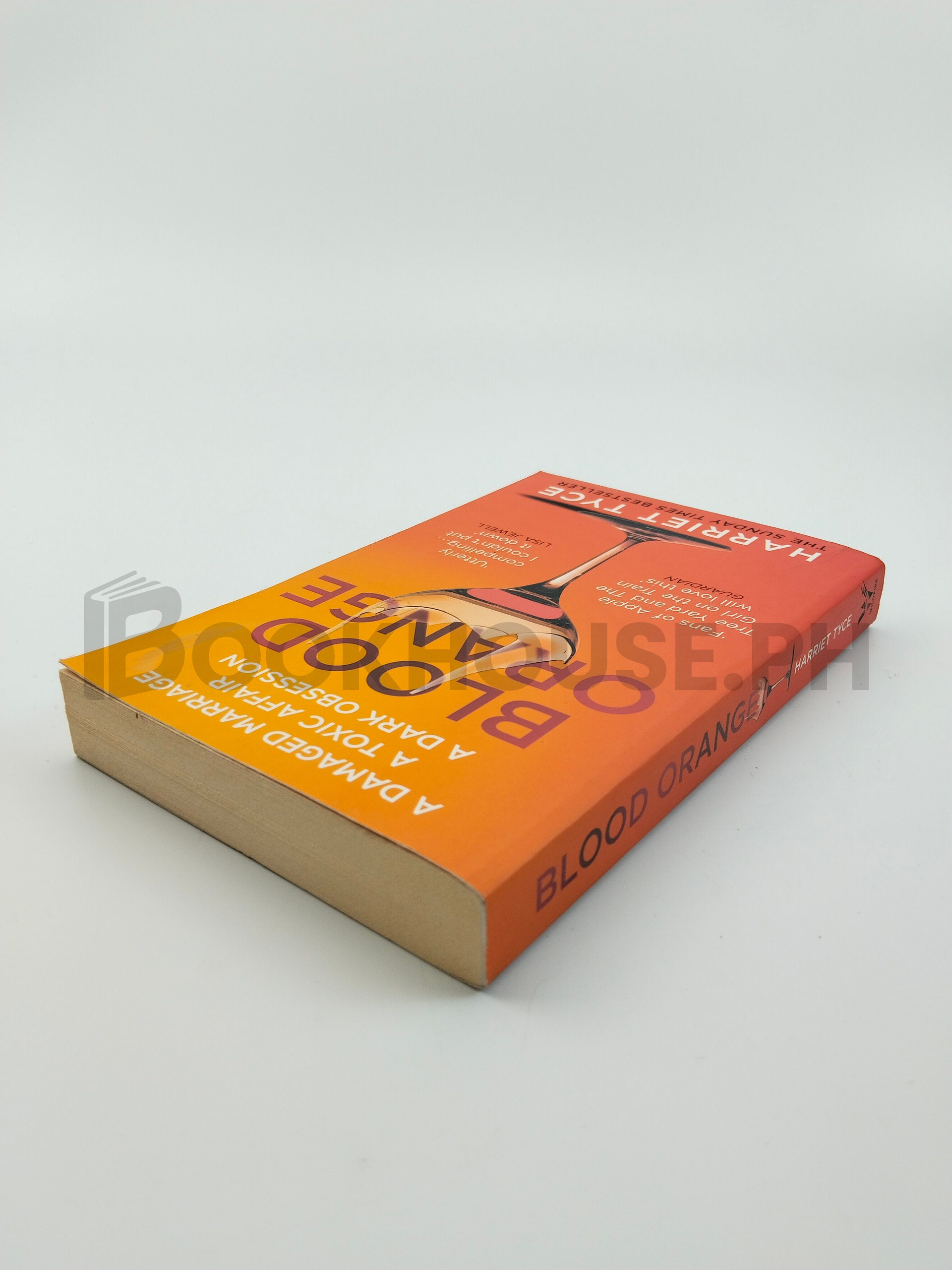 Blood Orange by Harriet Tyce - Image 2