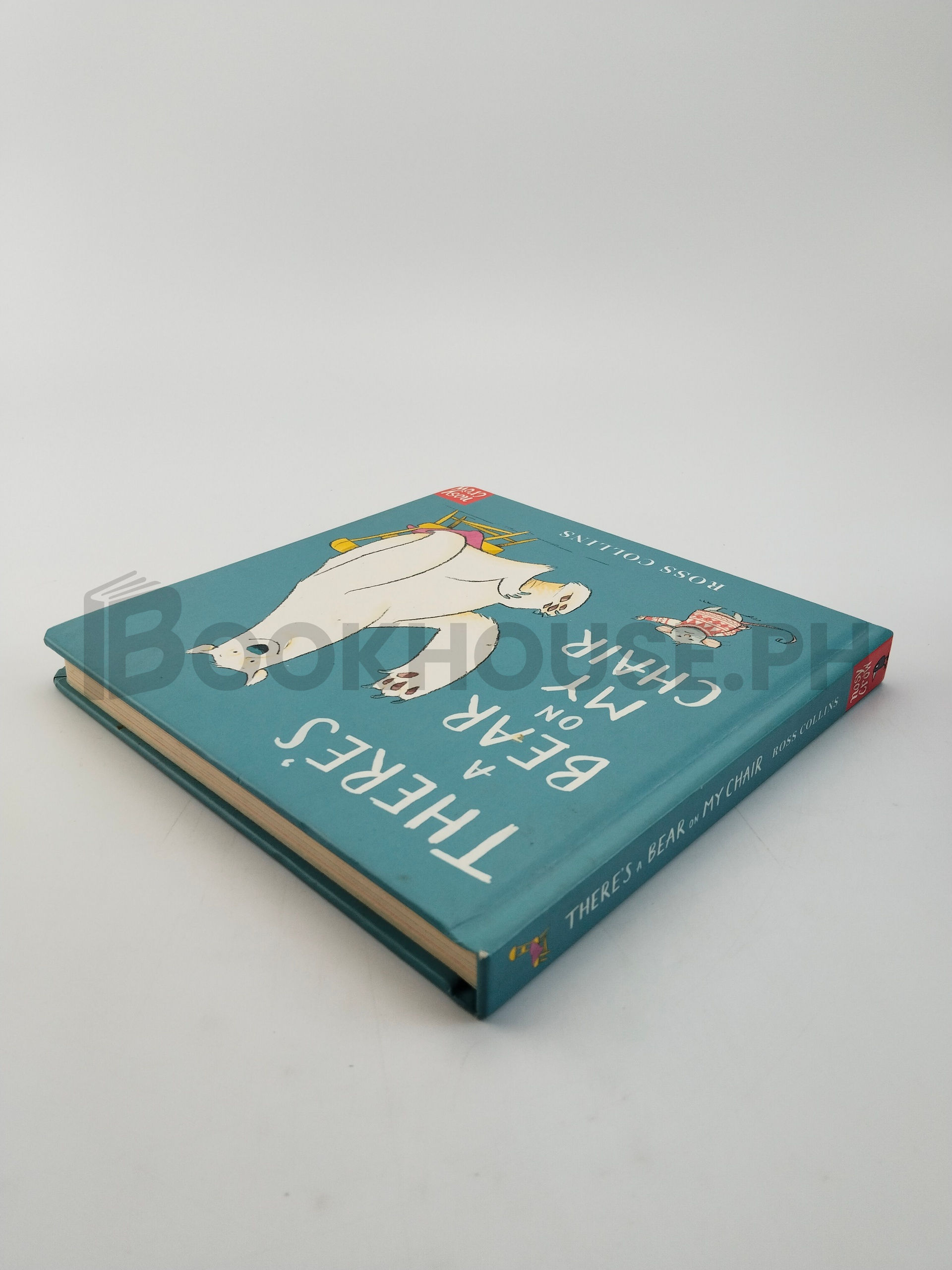 There's A Bear On My Chair by Ross Collins - Image 2