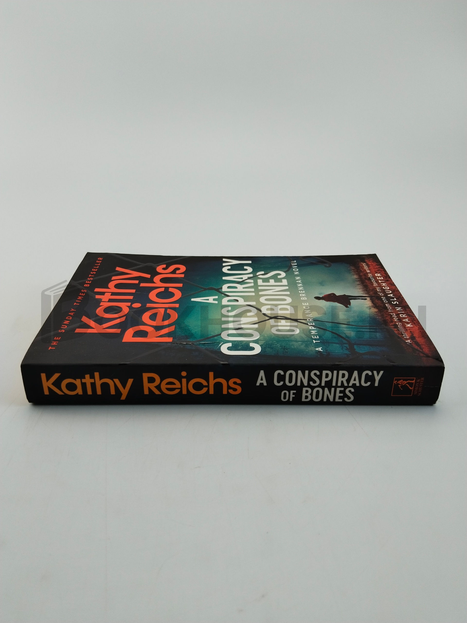 A Conspiracy Of Bones by Kathy Reichs - Image 3
