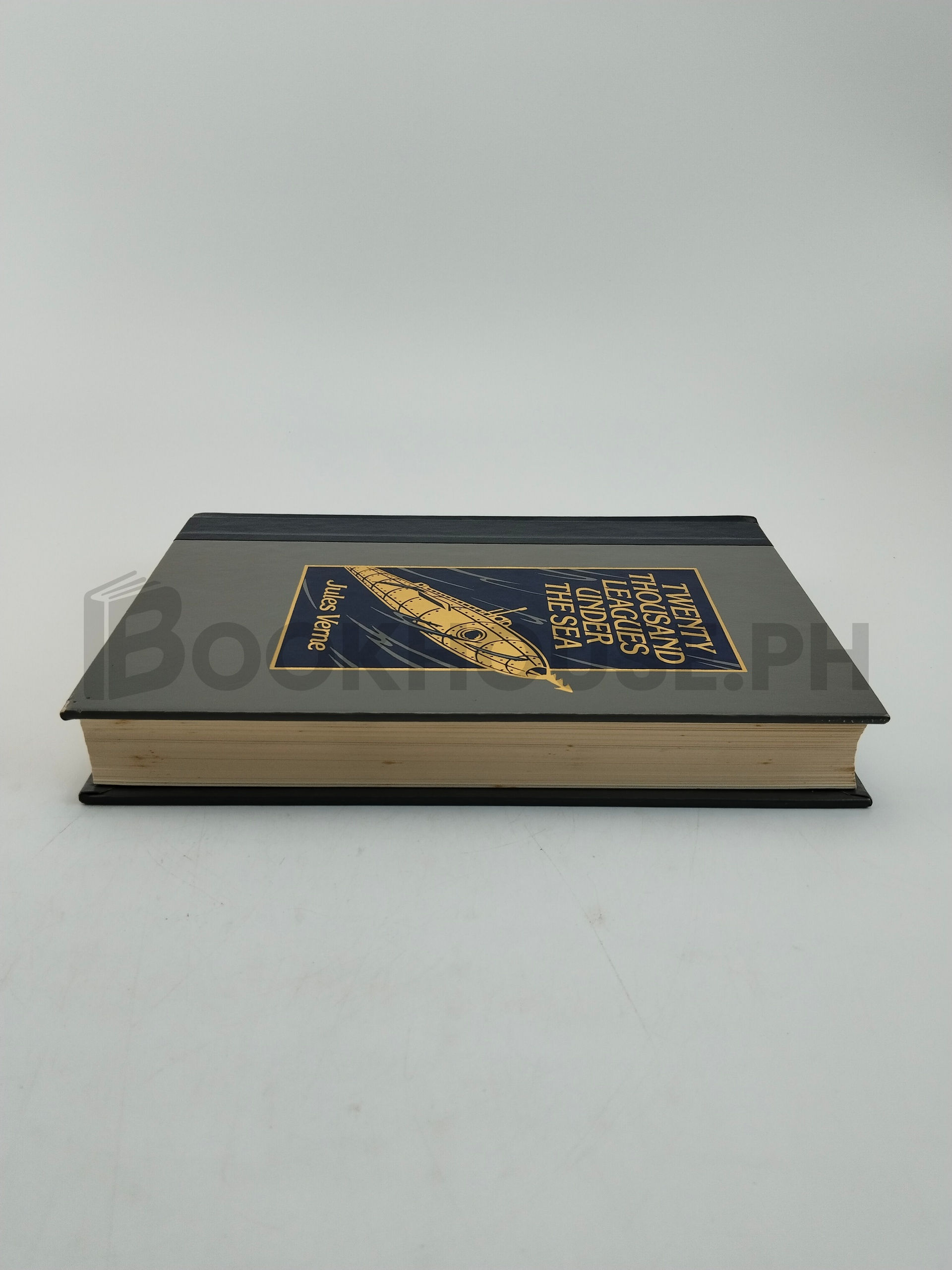 Twenty Thousand Leagues Under The Sea by Jules Verne - Image 4