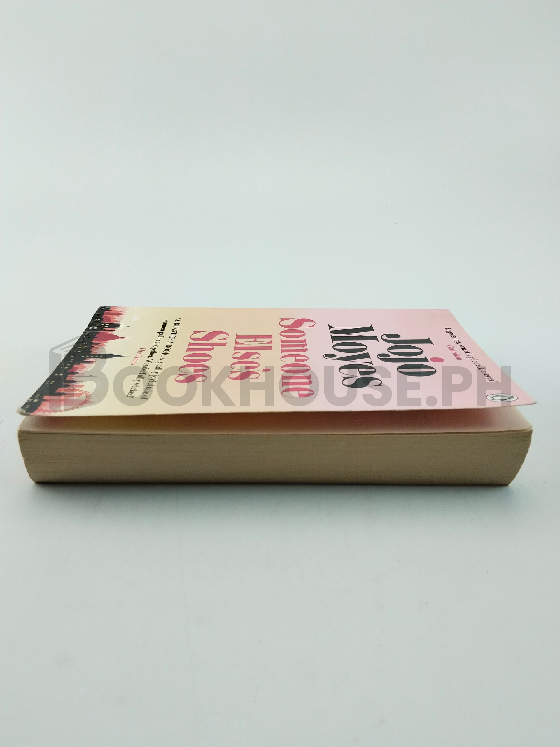 Someone Else's Shoes by Jojo Moyes - Image 4