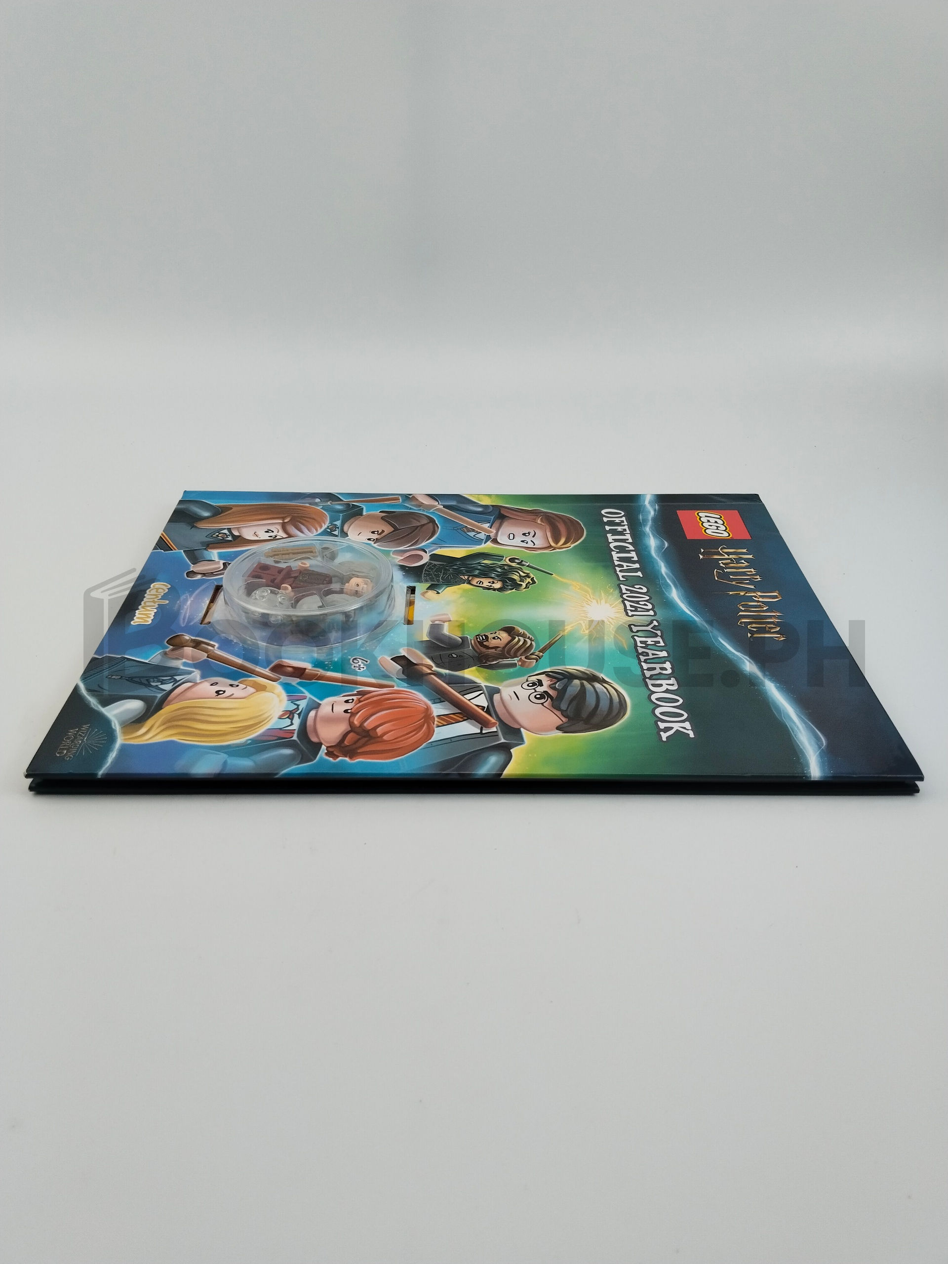 Harry Potter Official 2021 Yearbook by Centum - Image 4