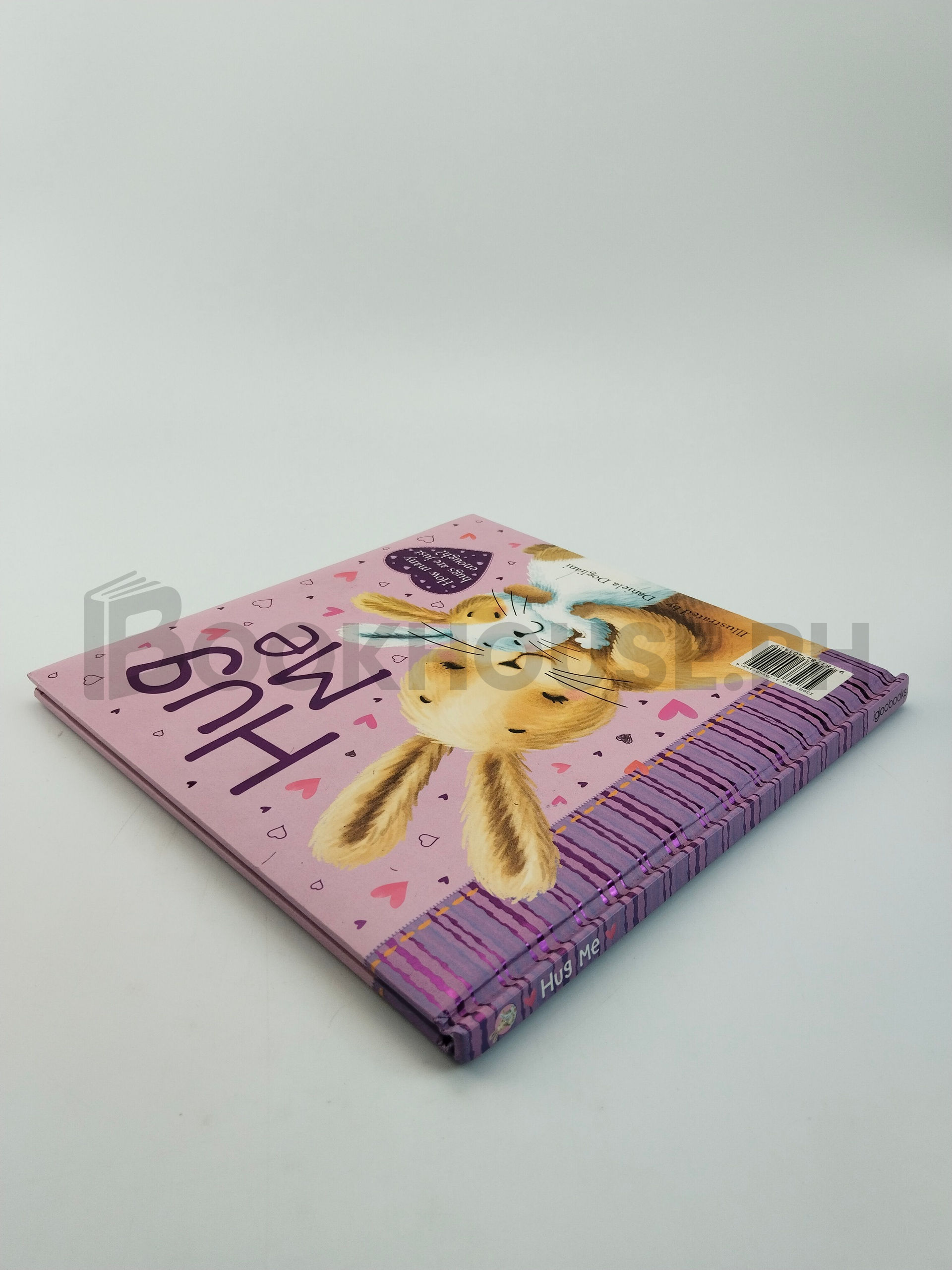 Hug Me by Igloobooks - Image 2