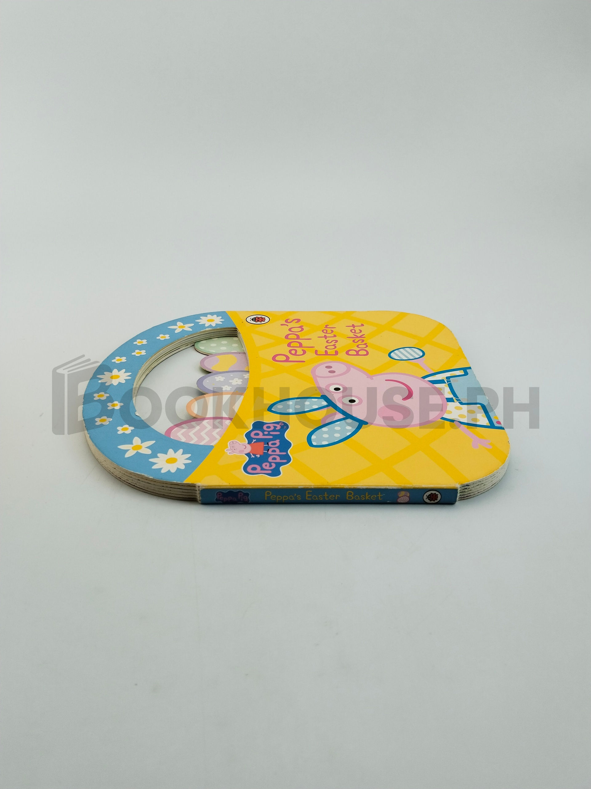 Peppa Pig: Peppa's Easter Basket Shaped Board Book by Peppa Pig - Image 3