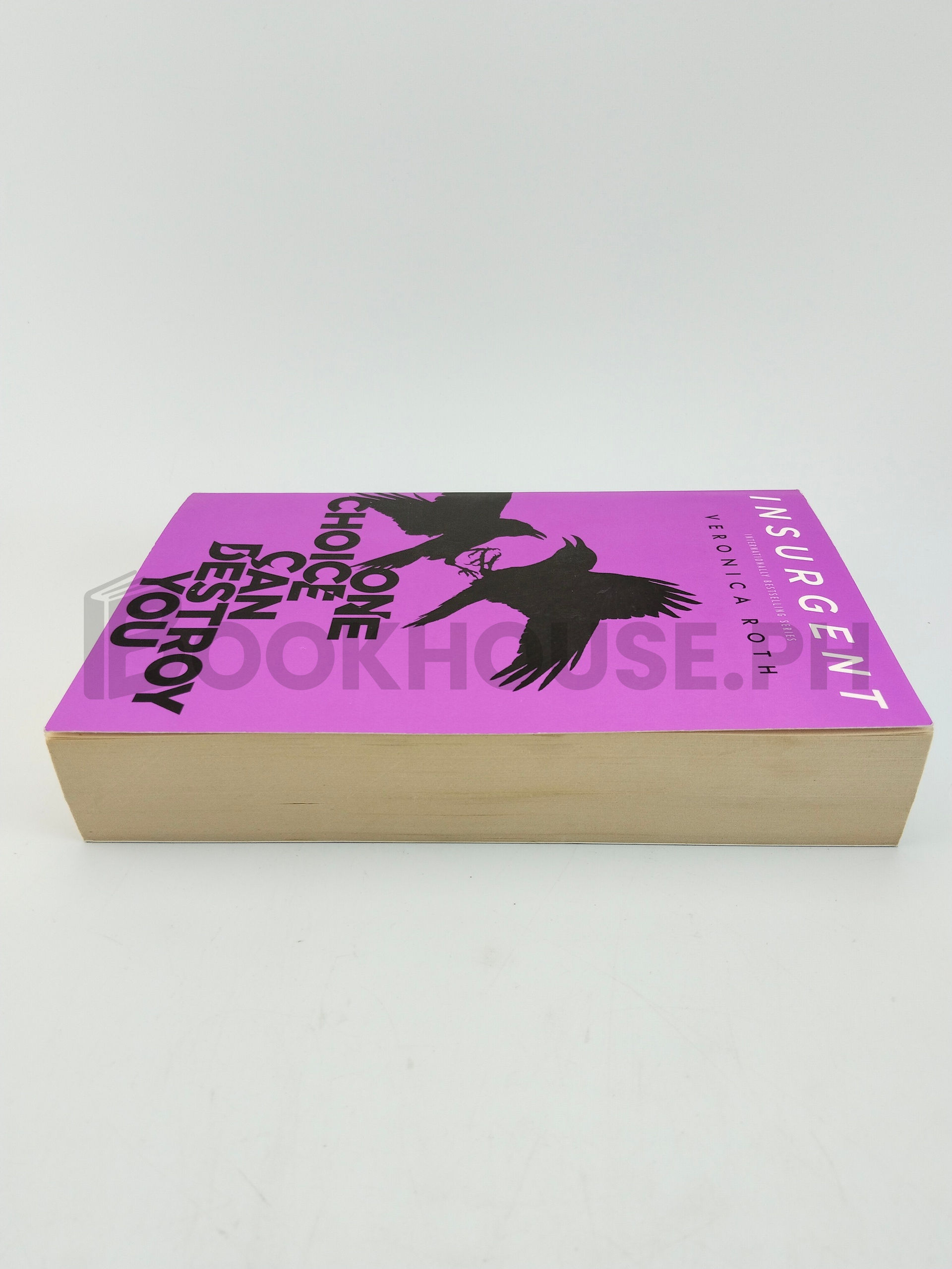Insurgent by Veronica Roth - Image 4