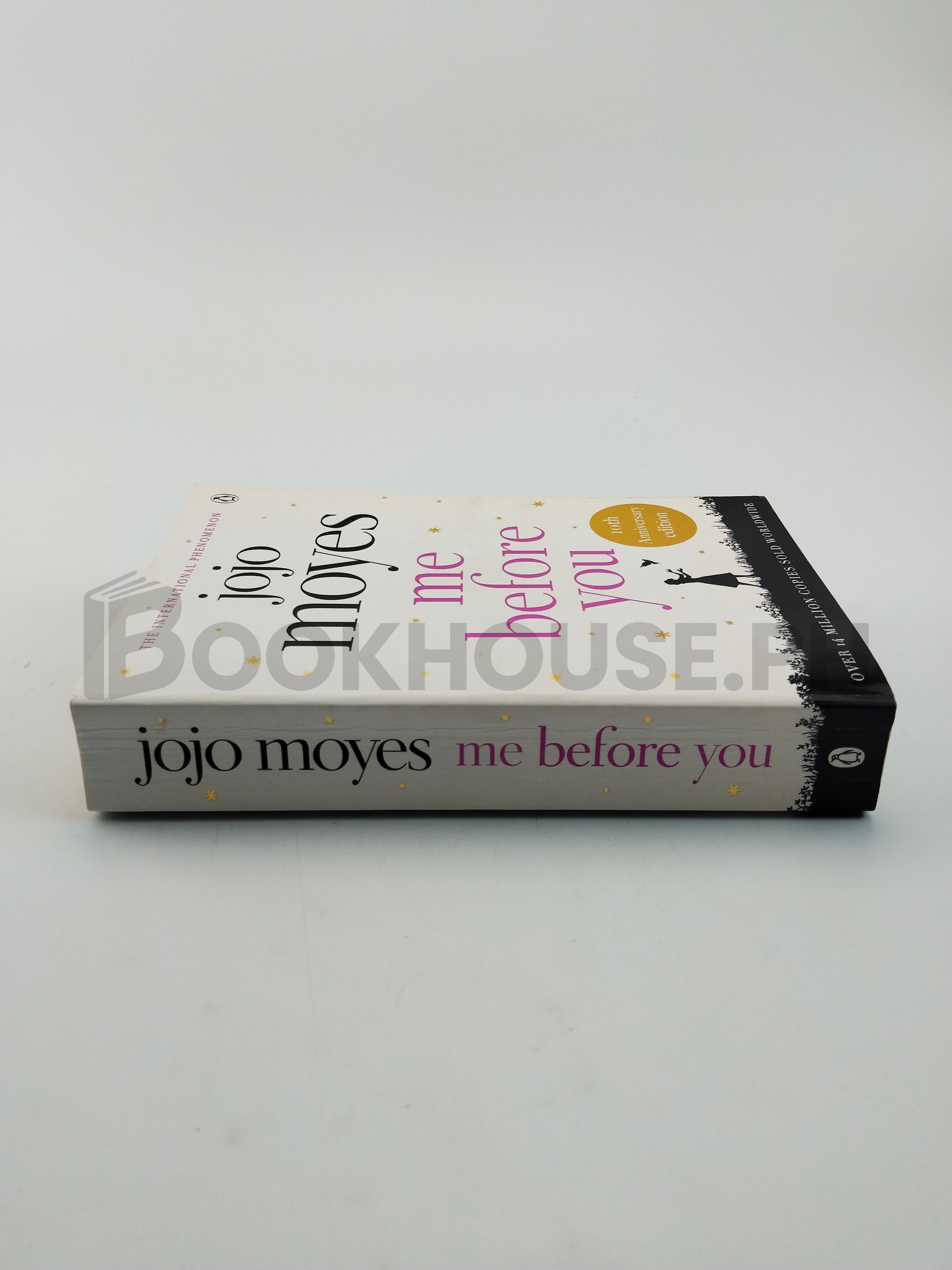 Me Before You by Jojo Moyes - Image 3