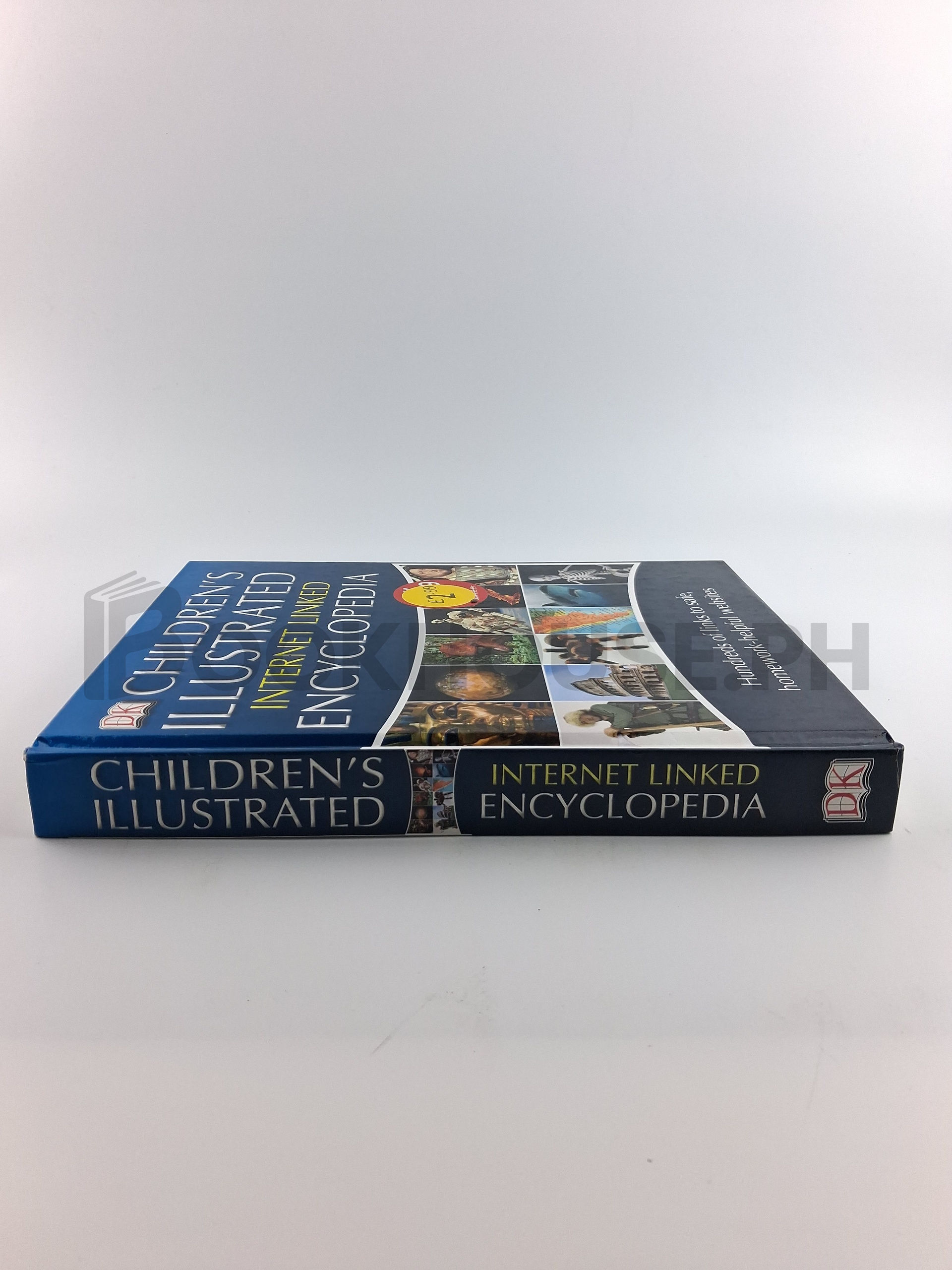 Children's Illustrated Encyclopedia by Simon Adams - Image 3