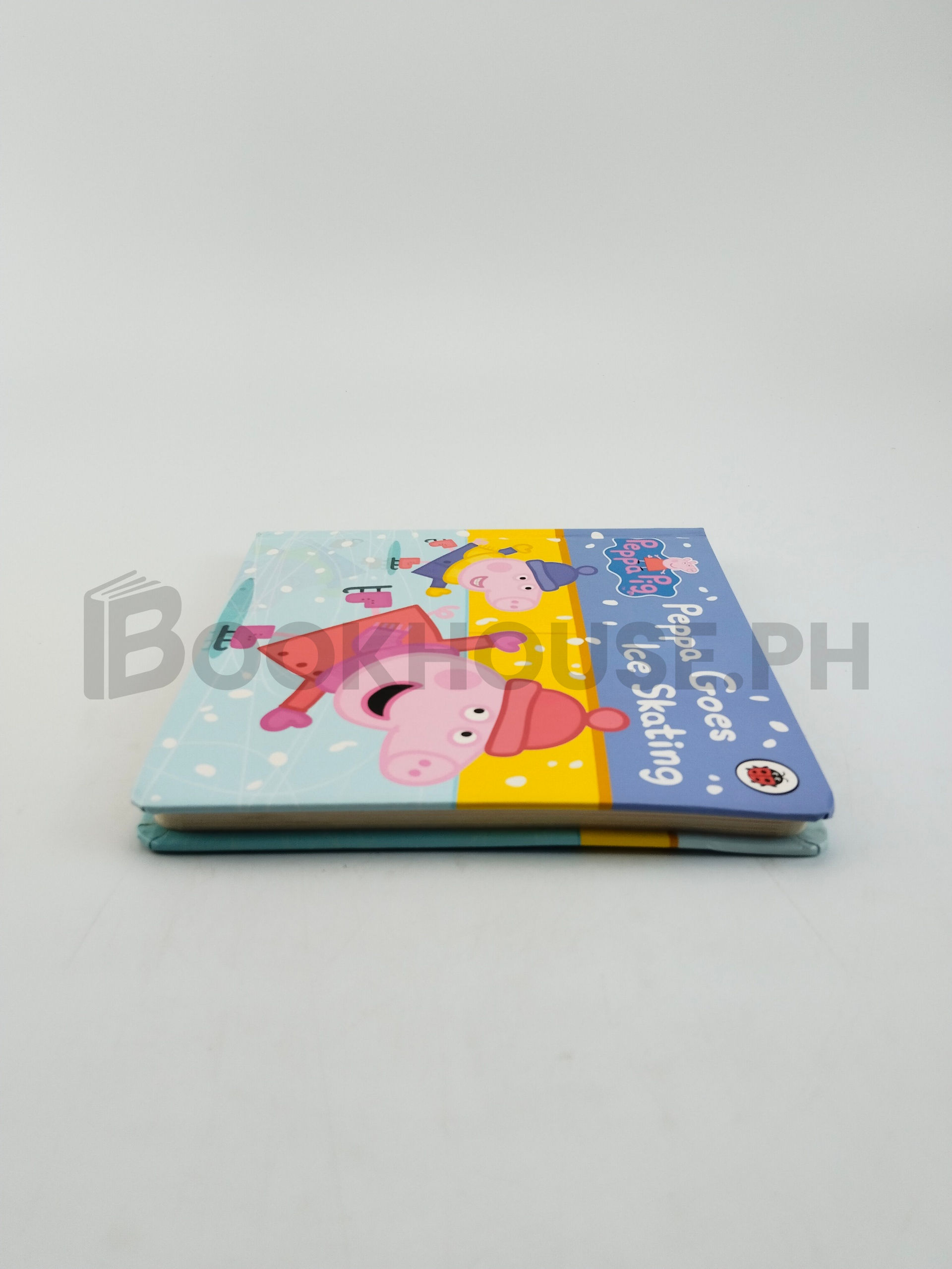 Peppa Goes Ice Skating by Sue Nicholson - Image 4