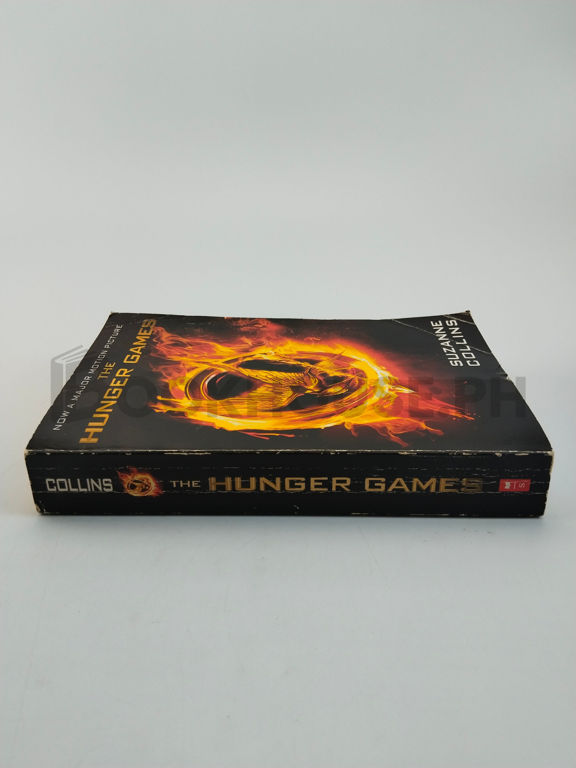 The Hunger Games by Suzanne Collins - Image 3