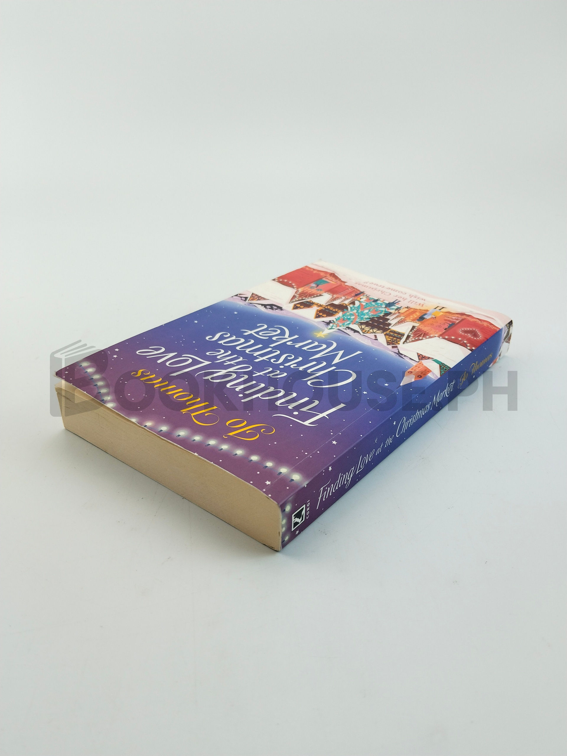 Finding Love At The Christmas Market by Jo Thomas - Image 2